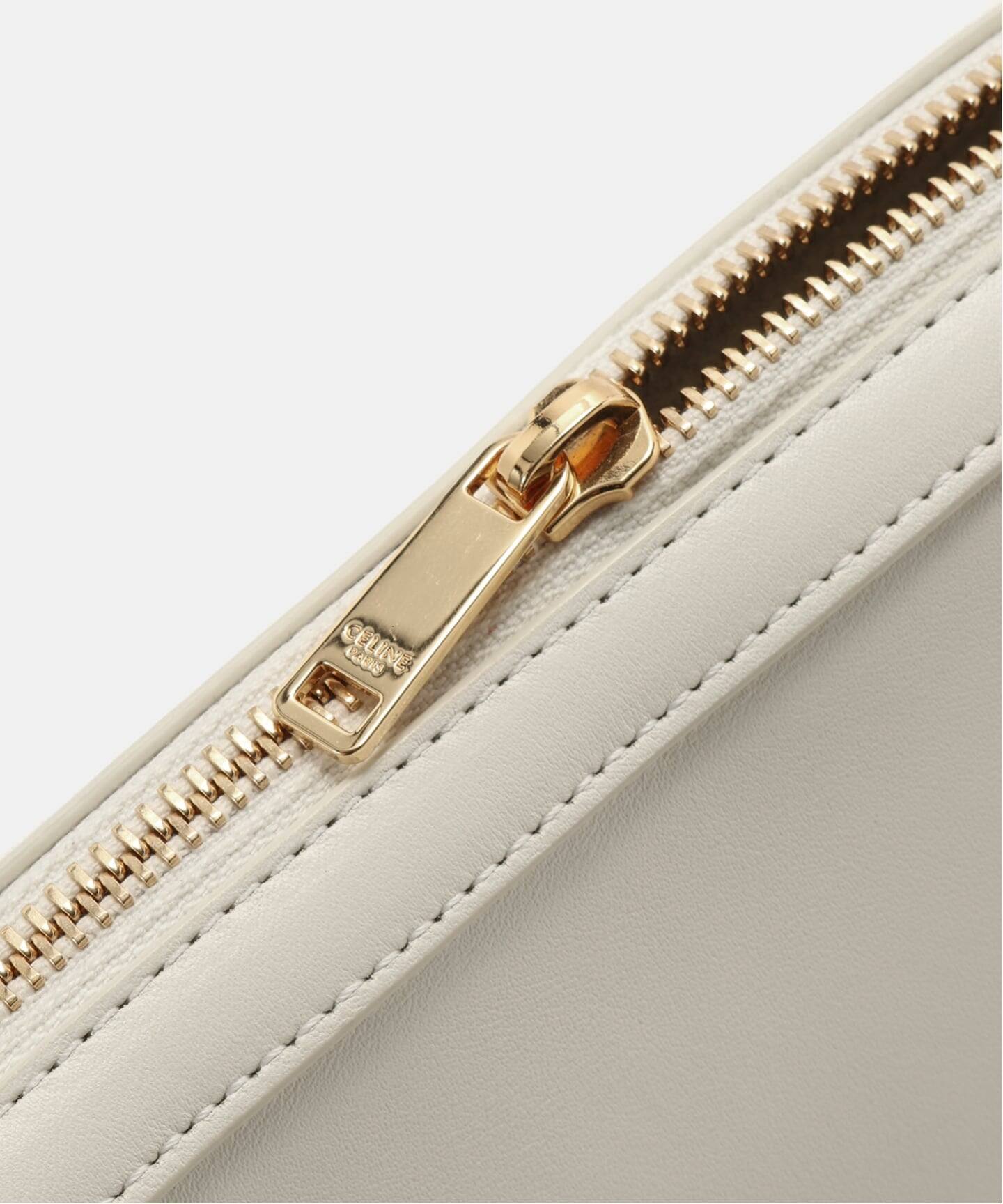 CELINE/セリーヌ】 Cuir triomphe camera bag（ショルダーバッグ
