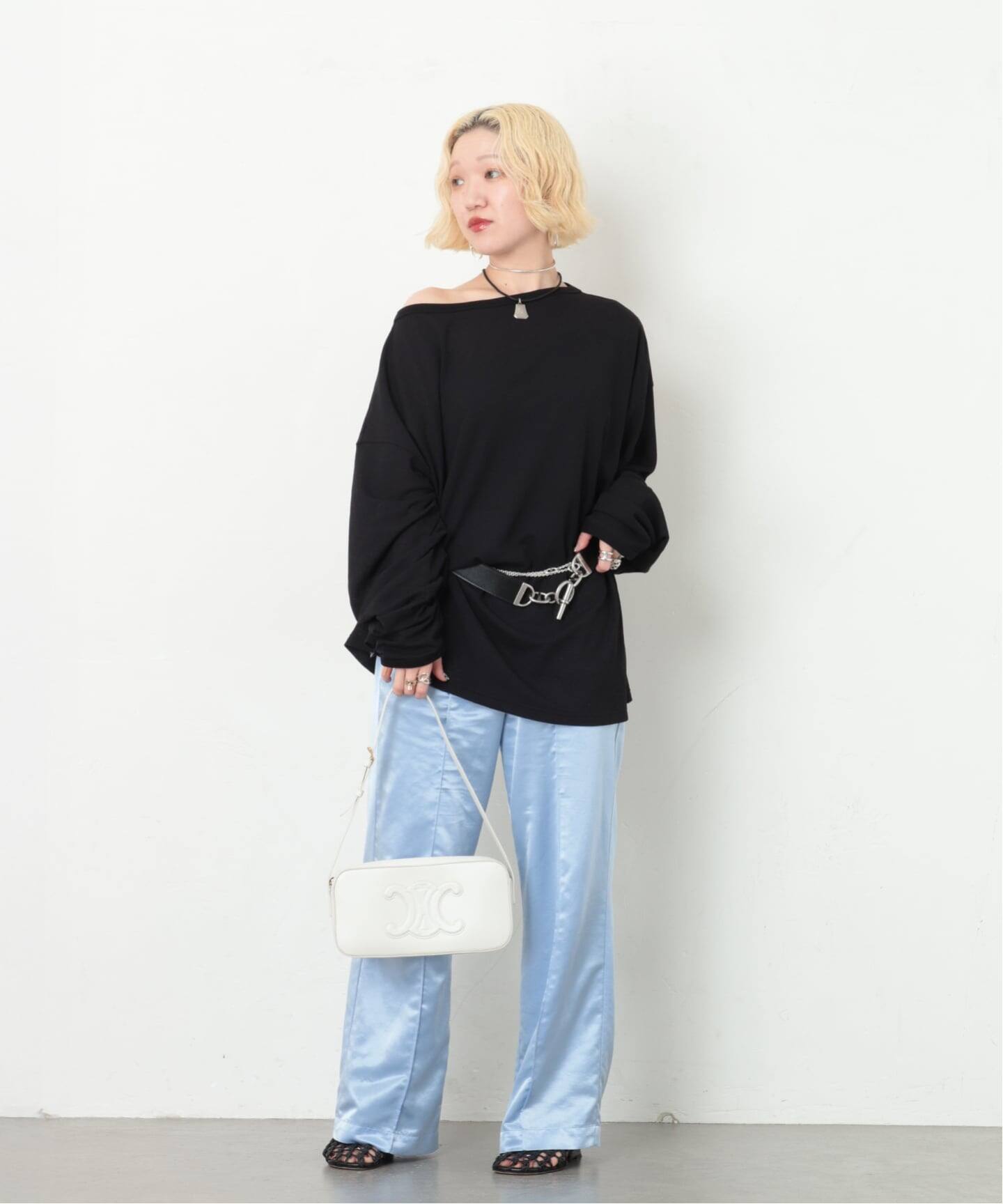 CELINE/セリーヌ】 Cuir triomphe camera bag（ショルダーバッグ