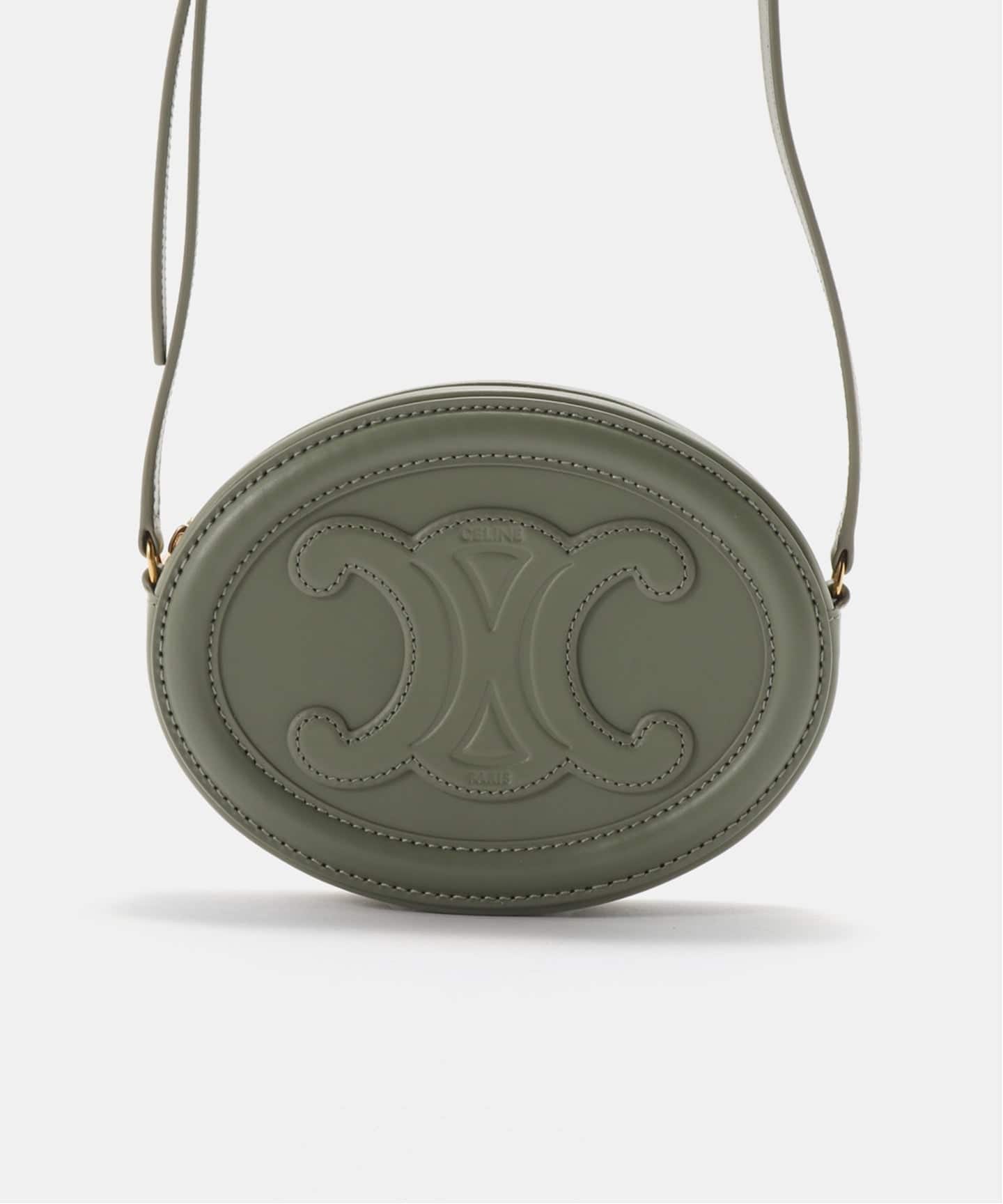 CELINE/セリーヌ】 Oval purse cuir triomphe shoulder（ショルダー