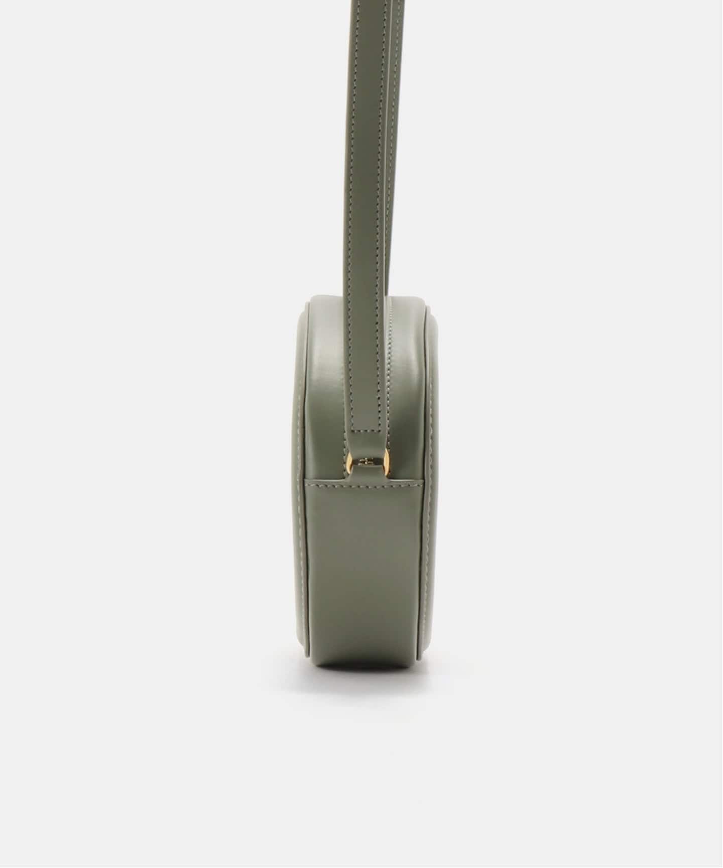 CELINE/セリーヌ】 Oval purse cuir triomphe shoulder（ショルダー