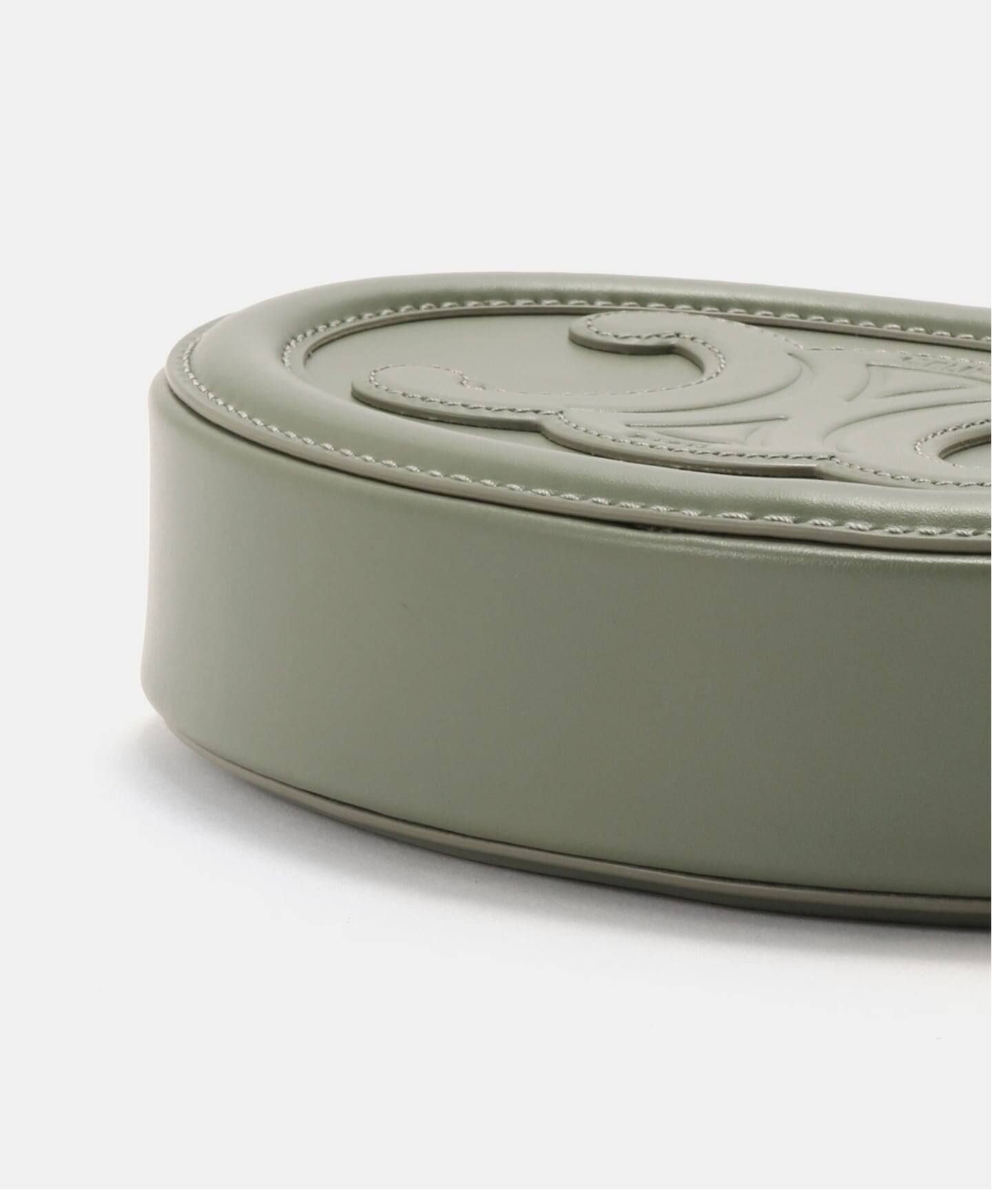 CELINE/セリーヌ】 Oval purse cuir triomphe shoulder（ショルダー