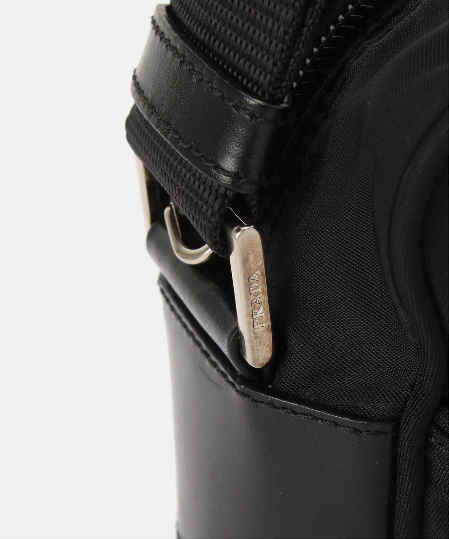 Vintage Prada ショルダーバッグ PRADA ショルダーバッグ 黒 BT0541 Nylon Leather – VALTIQUE