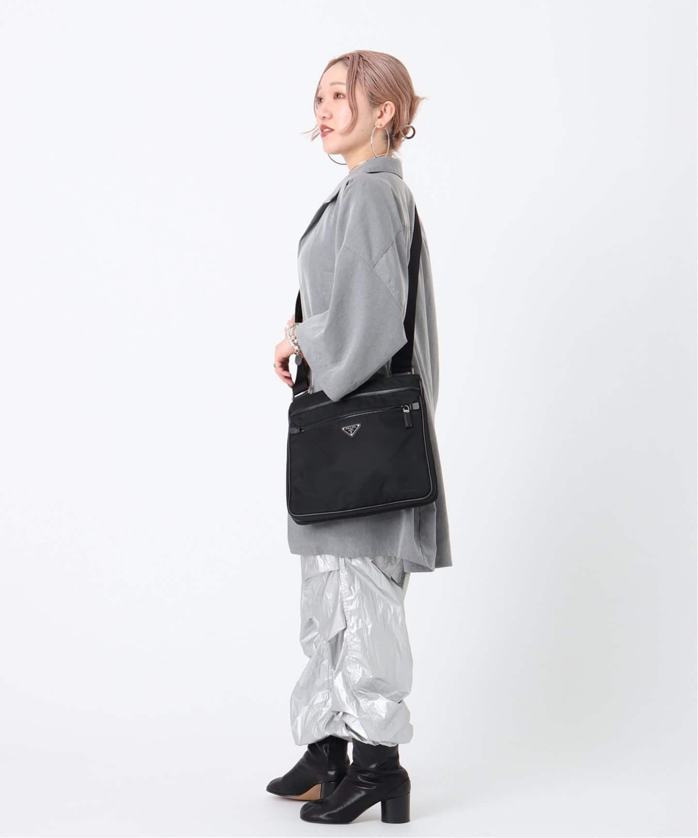 VINTAGE●PRADA●プラダ ブラック ショルダーバッグ VINTAGE PRADA/プラダ】shoulder zip pocket（ショルダーバッグ