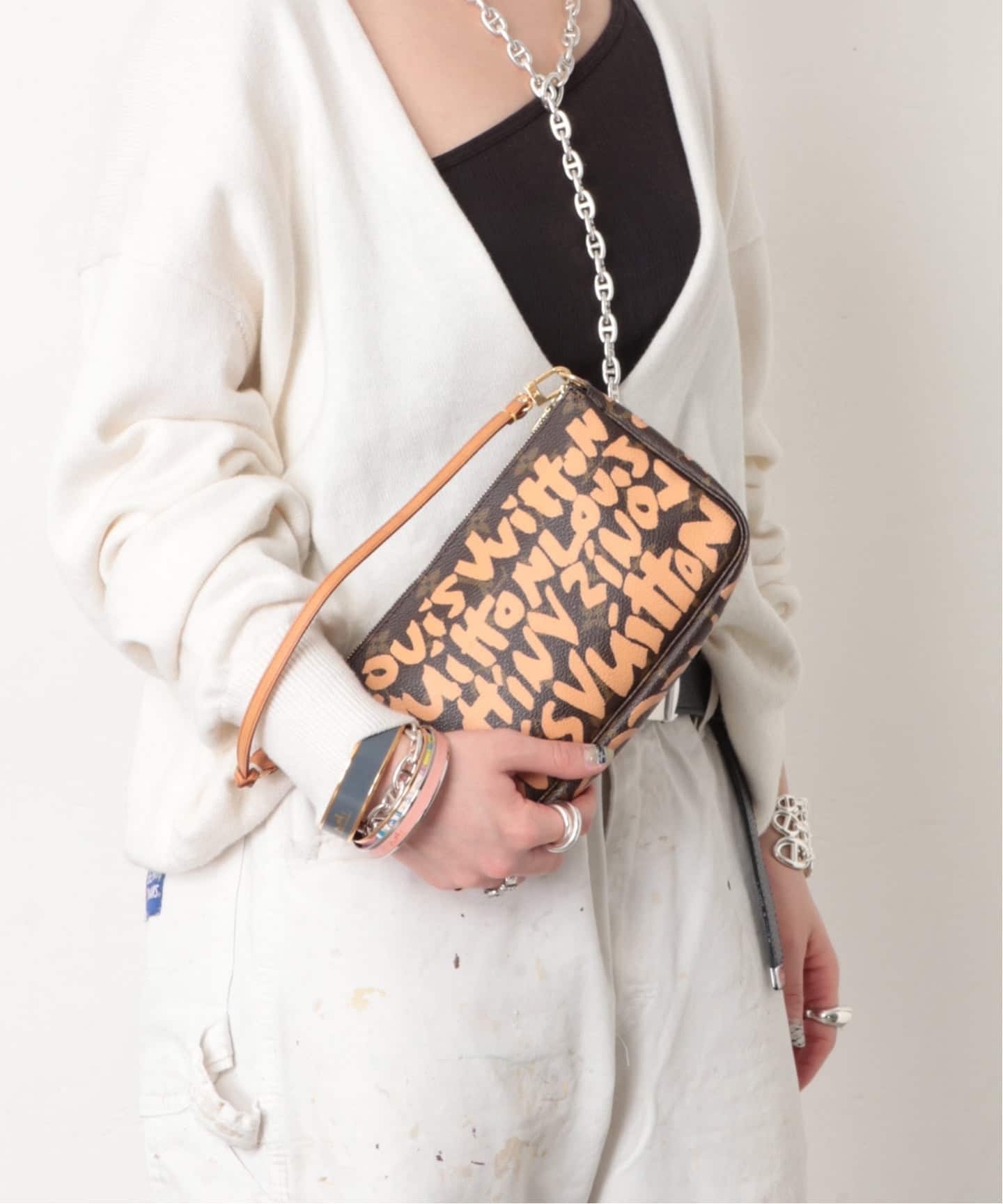 VINTAGE LOUIS VUITTON/ルイ ヴィトン】Pochette accessoire graffiti