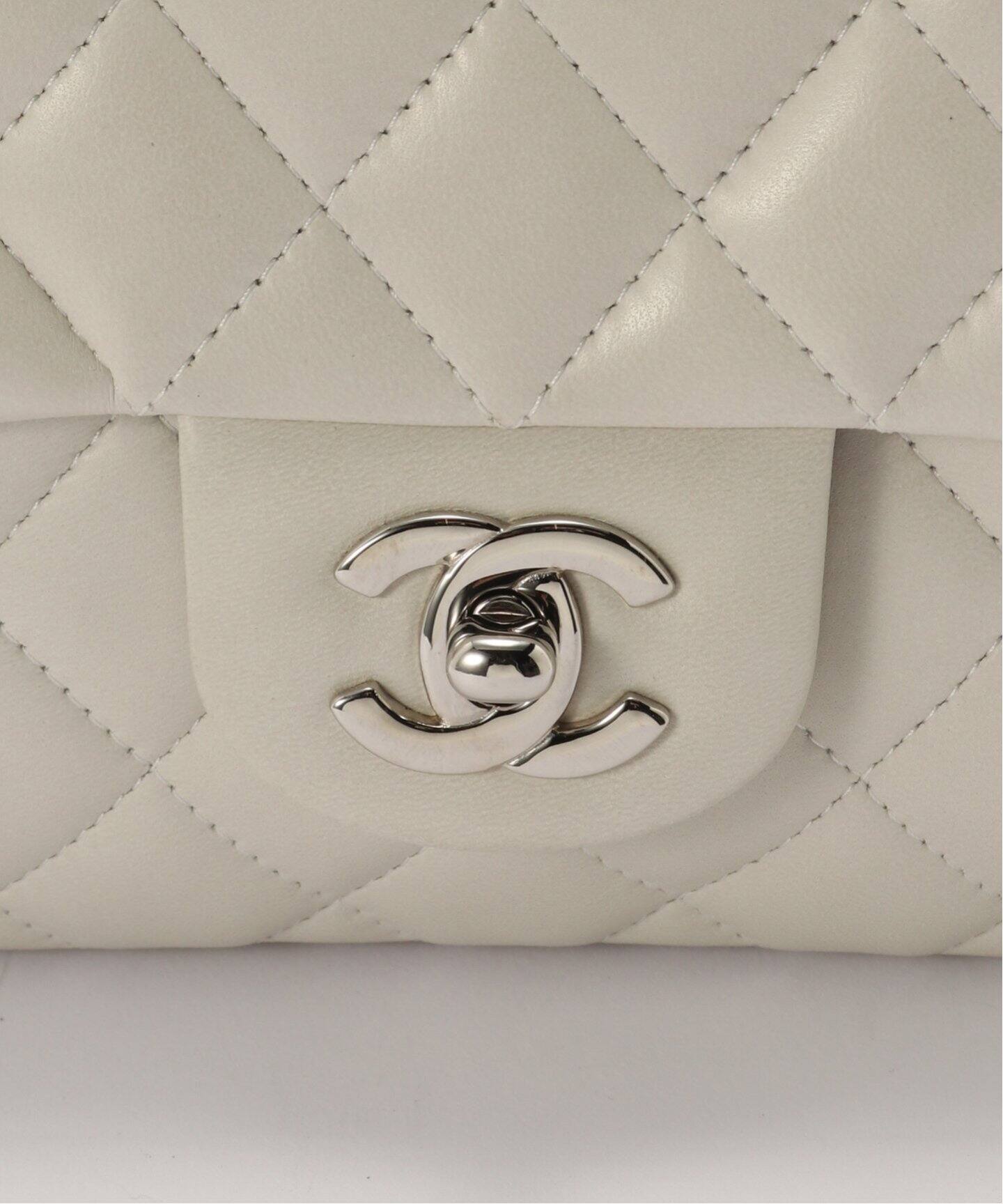 VINTAGE CHANEL/シャネル】Matelasse セミショルダーバッグ 25