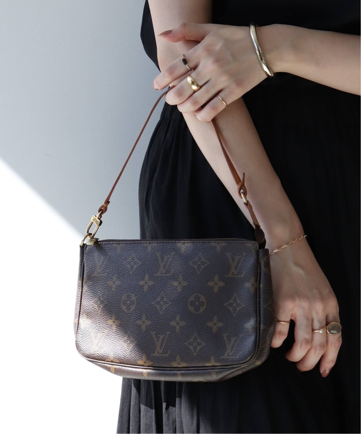 VINTAGE LOUIS VUITTON/ルイ ヴィトン】 Pochette accessoire 