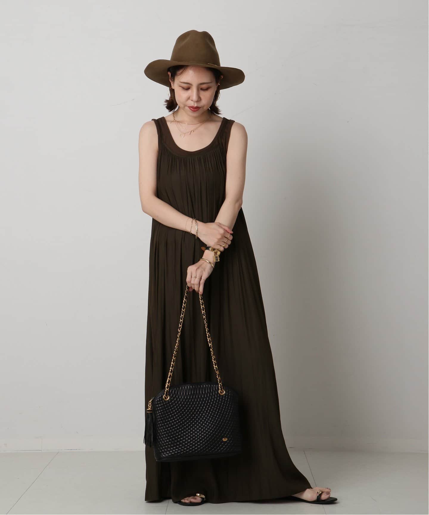 BALLY バリー　バッグ　チェーンショルダーバッグ　レザーバッグ VINTAGE BALLY/バリー】チェーン セミショルダーバッグ