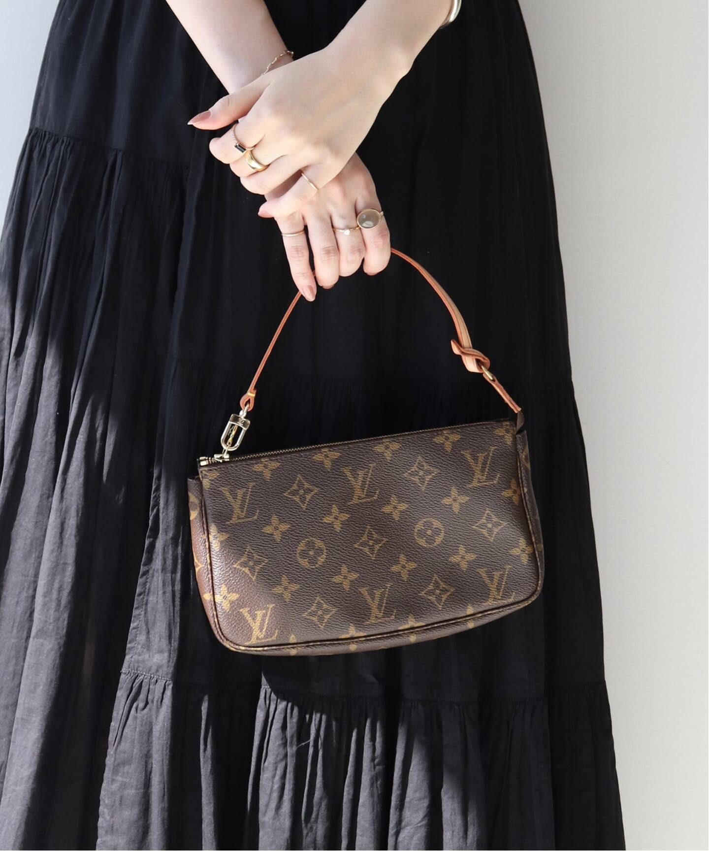 VINTAGE LOUIS VUITTON/ルイ ヴィトン】 Pochette accessoire 