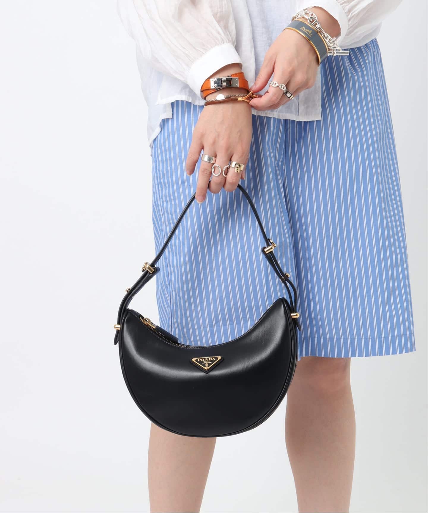 美品　浅草蛍堂　アンティーク　クラッチバック　ショルダー　ブラック　黒 楽天市場】【バッグ】GUCCI グッチ ロゴ パンチング