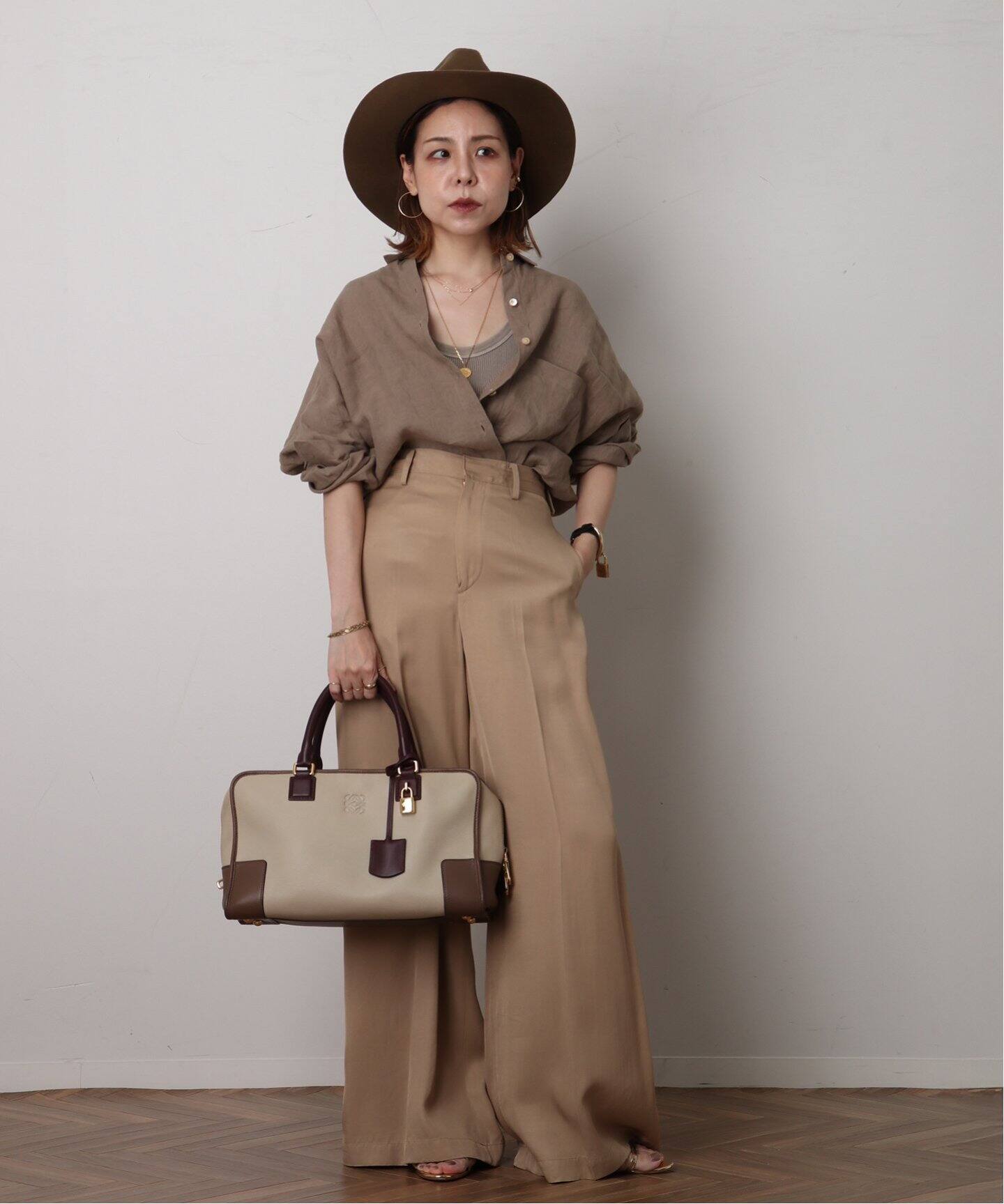 LOEWE アマゾナ36 現行モデル 2WAY ハンドバッグ ボストンバッグ LOEWE アマゾナ36 現行モデル 2WAY ハンドバッグ ボストンバッグ