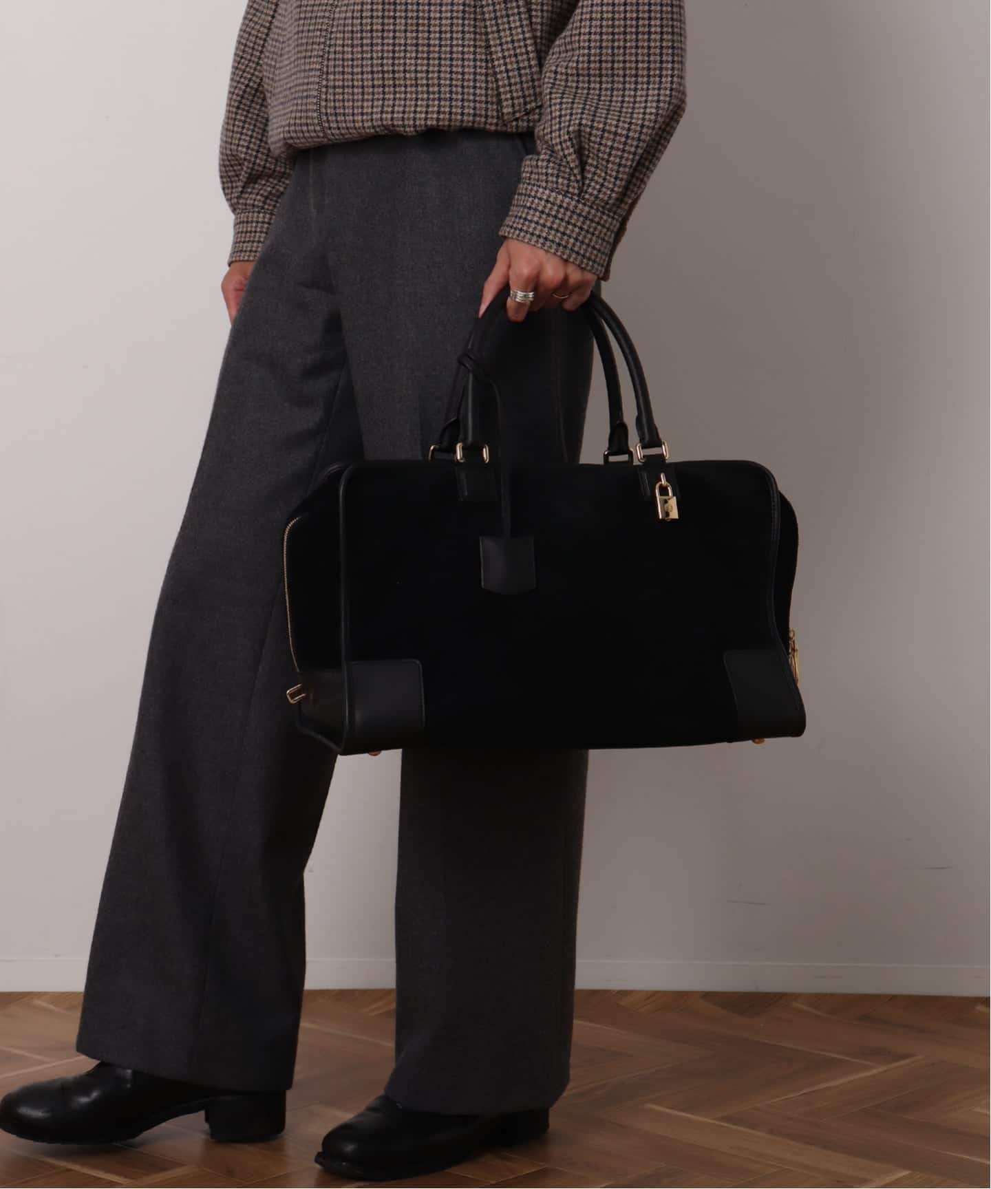 VINTAGE LOEWE/ロエベ】Amazona 44 suede（ボストンバッグ