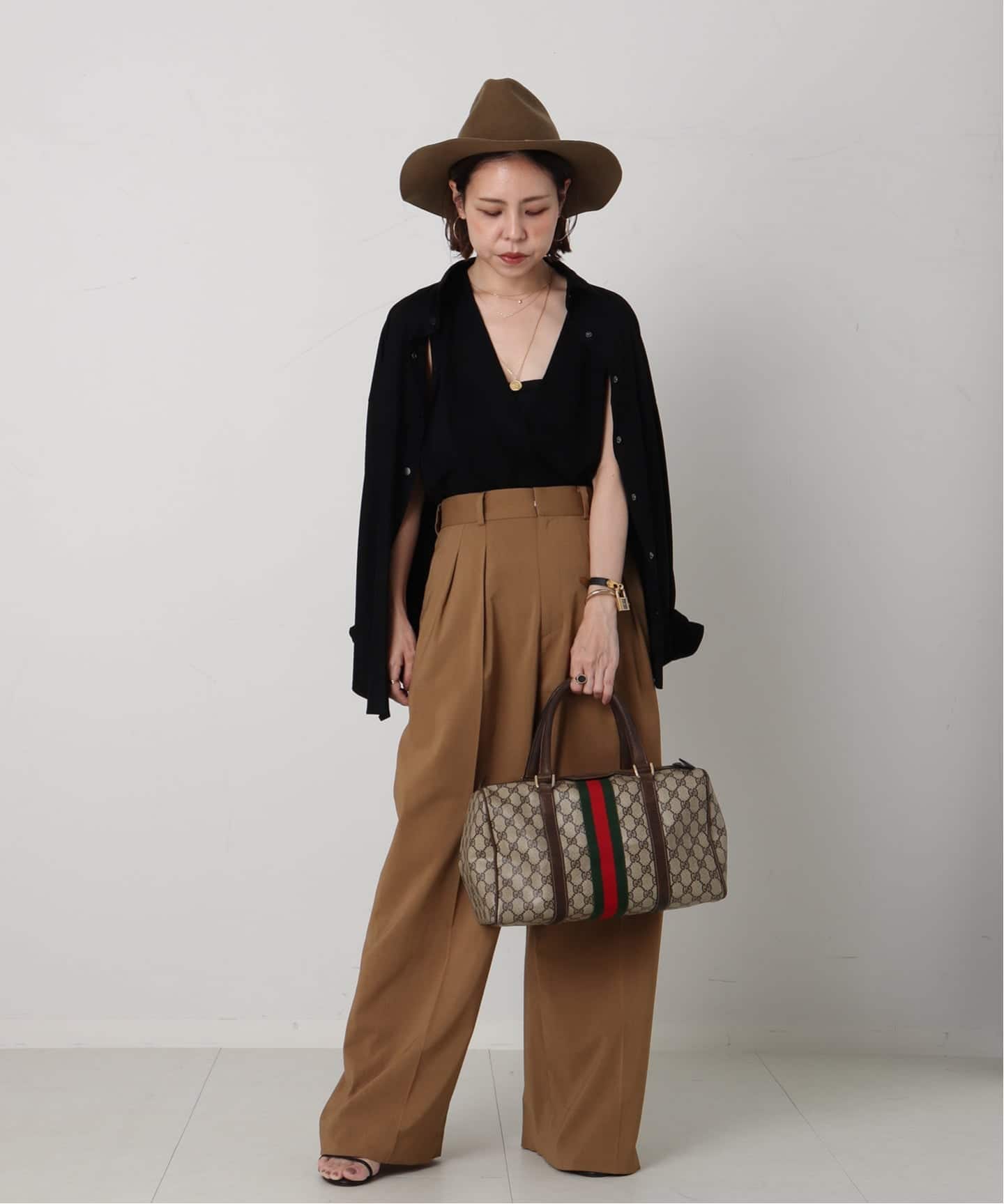 美品 ＊ GUCCI ＊ ビンテージウェブ ボストンバッグ VINTAGE GUCCI /グッチ】ボストンバッグ gg web（ボストンバッグ