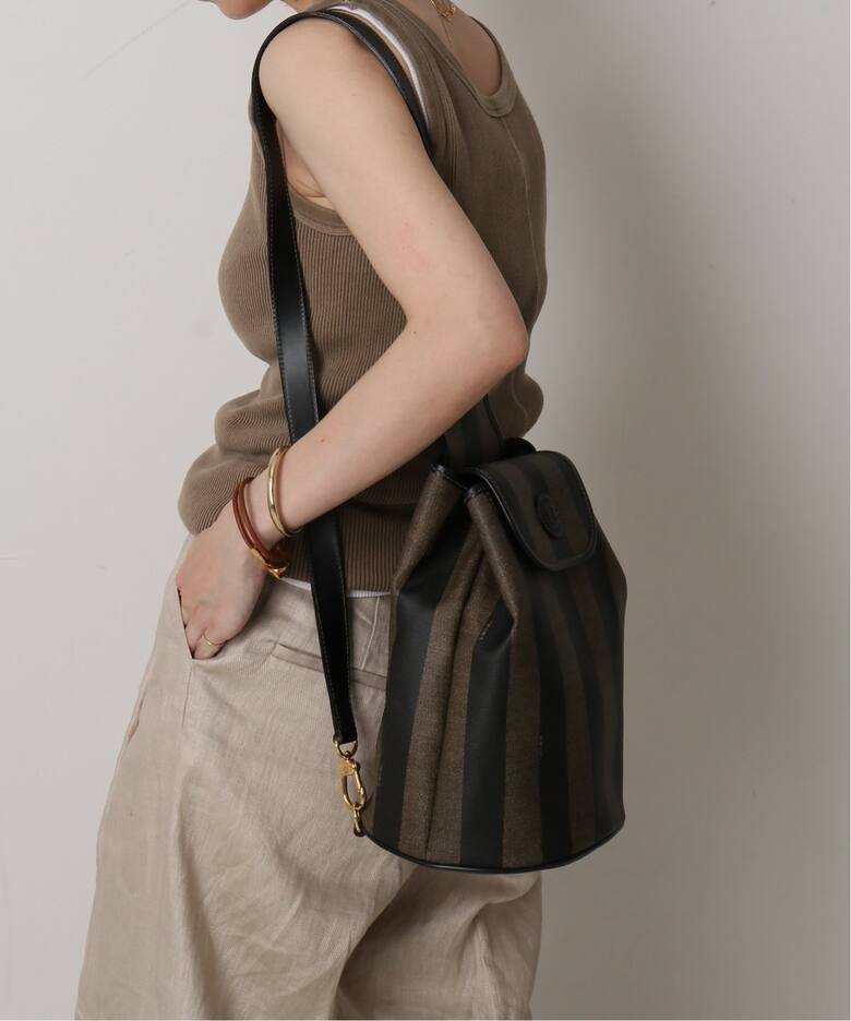 VINTAGE FENDI/フェンディ】Pequin ワンショルダーバッグ（ショルダー 