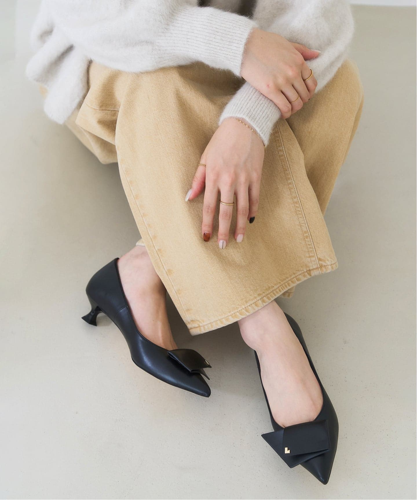 追加》3.5cmポインテッドLモチーフパンプス（パンプス）｜LE TALON（ル