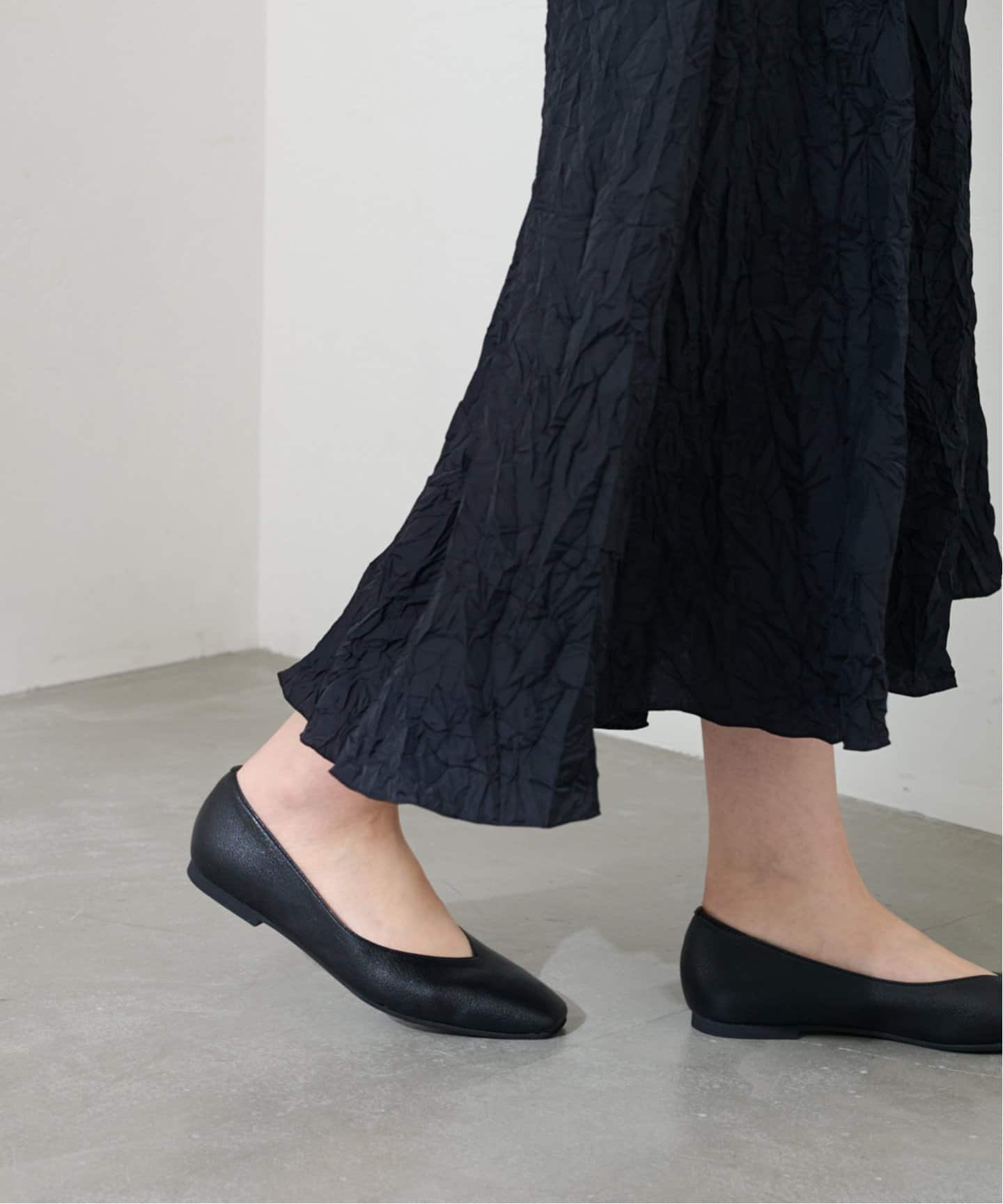 ≪追加≫スクエアVカットフラット（フラットシューズ）｜LE TALON（ル