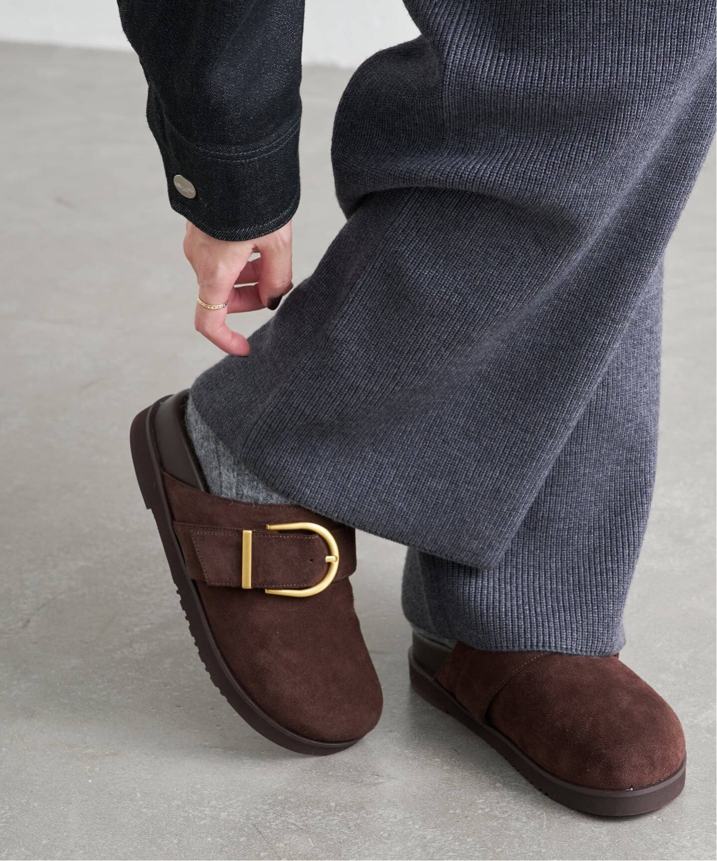 レザーベルトクロッグ（フラットシューズ）｜LE TALON（ル タロン）の