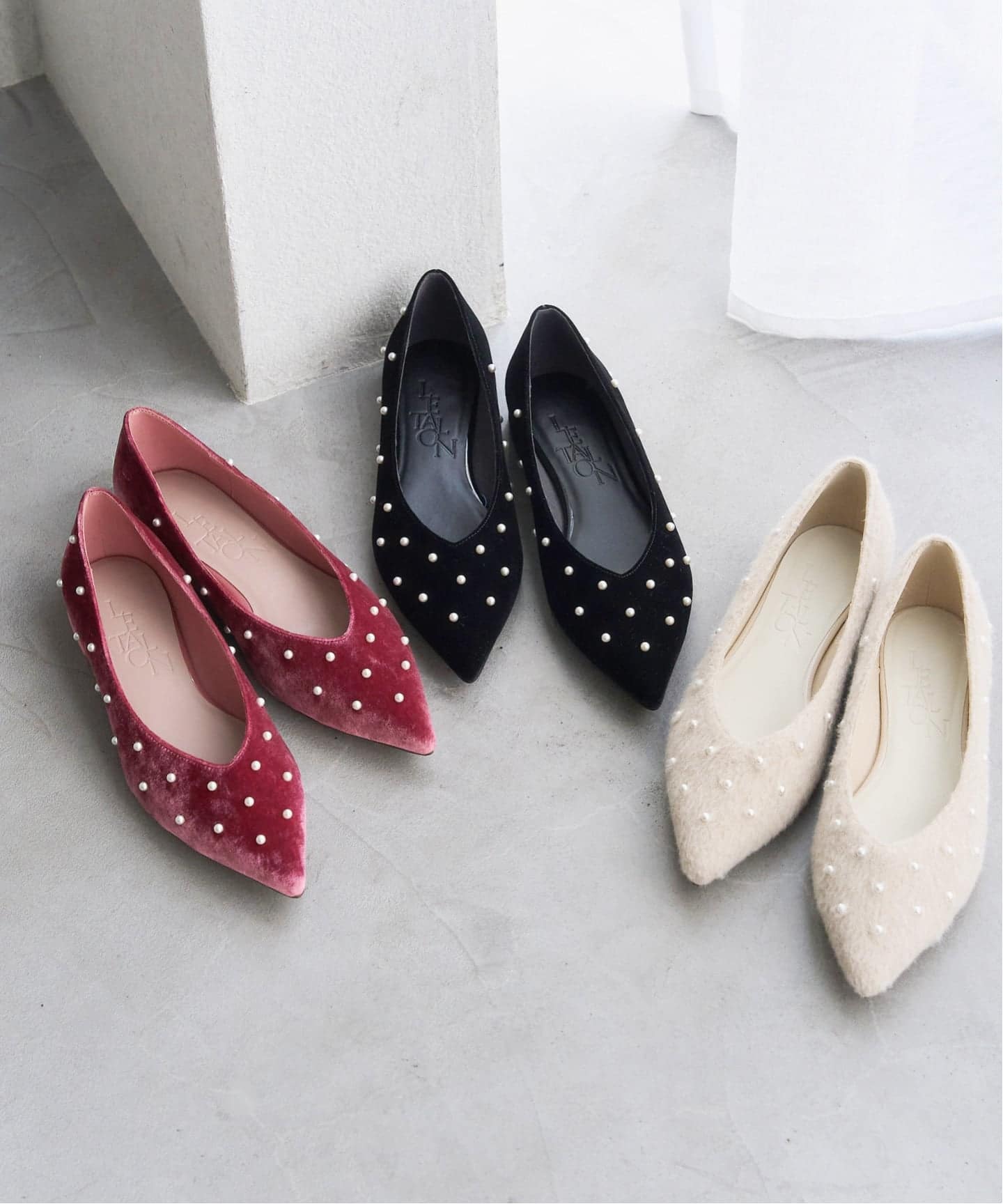 ポインテッドパールスタッズフラット（フラットシューズ）｜LE TALON