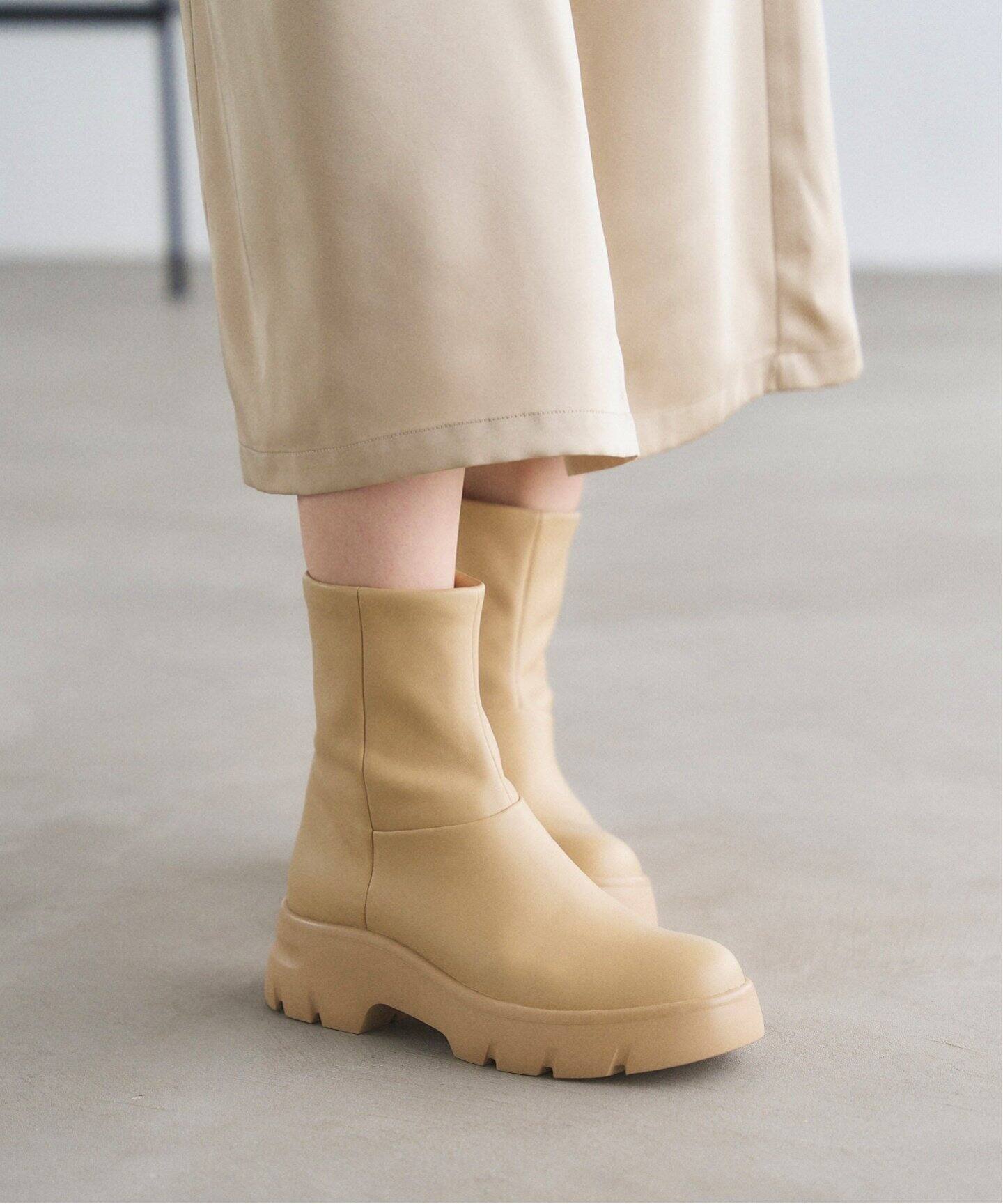 ★新品今季★LE TALON6cmボリュームソールフィットショートブーツ★黒ＬＬ 6cmボリュームソールフィットショートブーツ（ブーティ