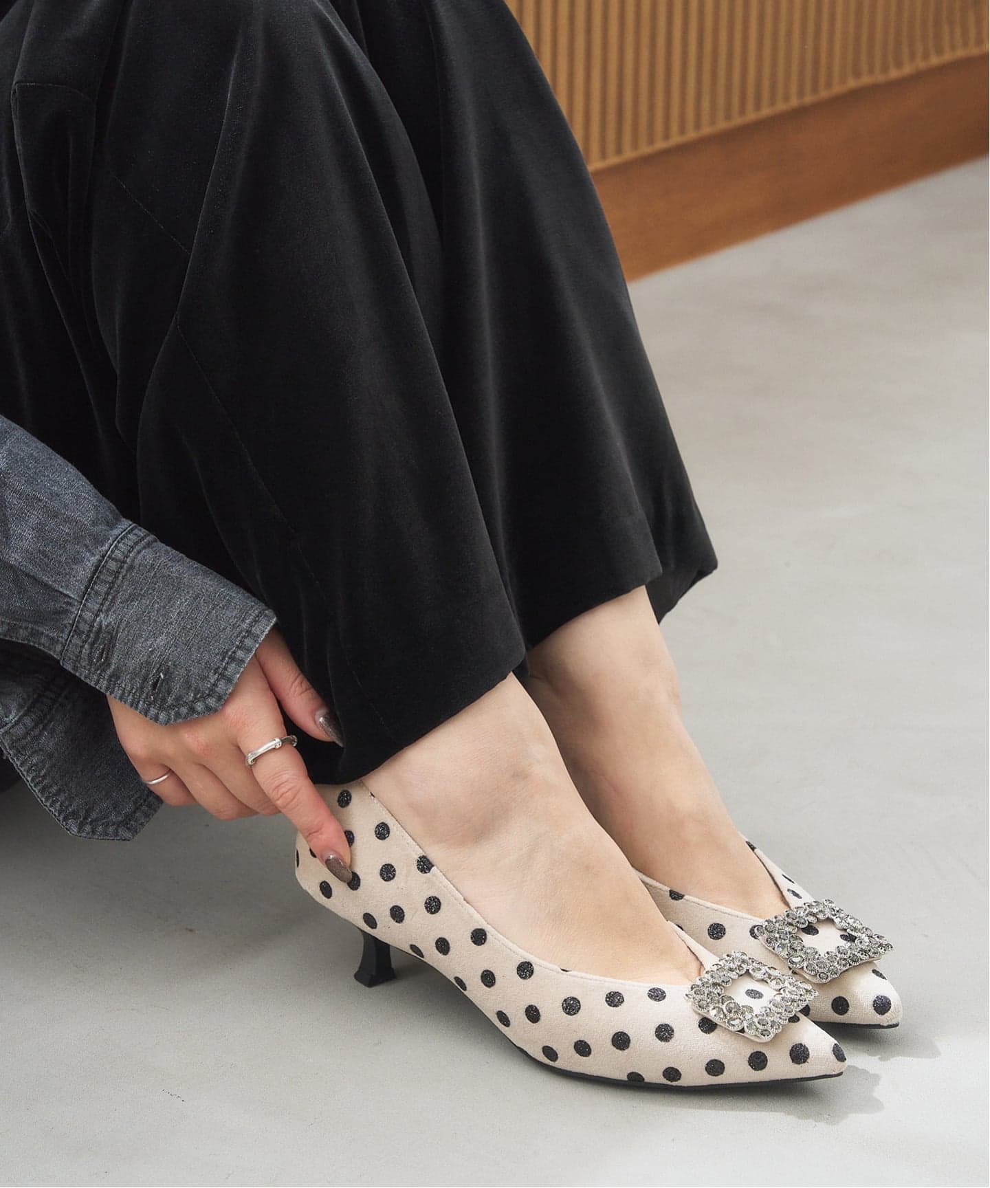 4.5cmフラワービジューバックルパンプス（パンプス）｜LE TALON（ル