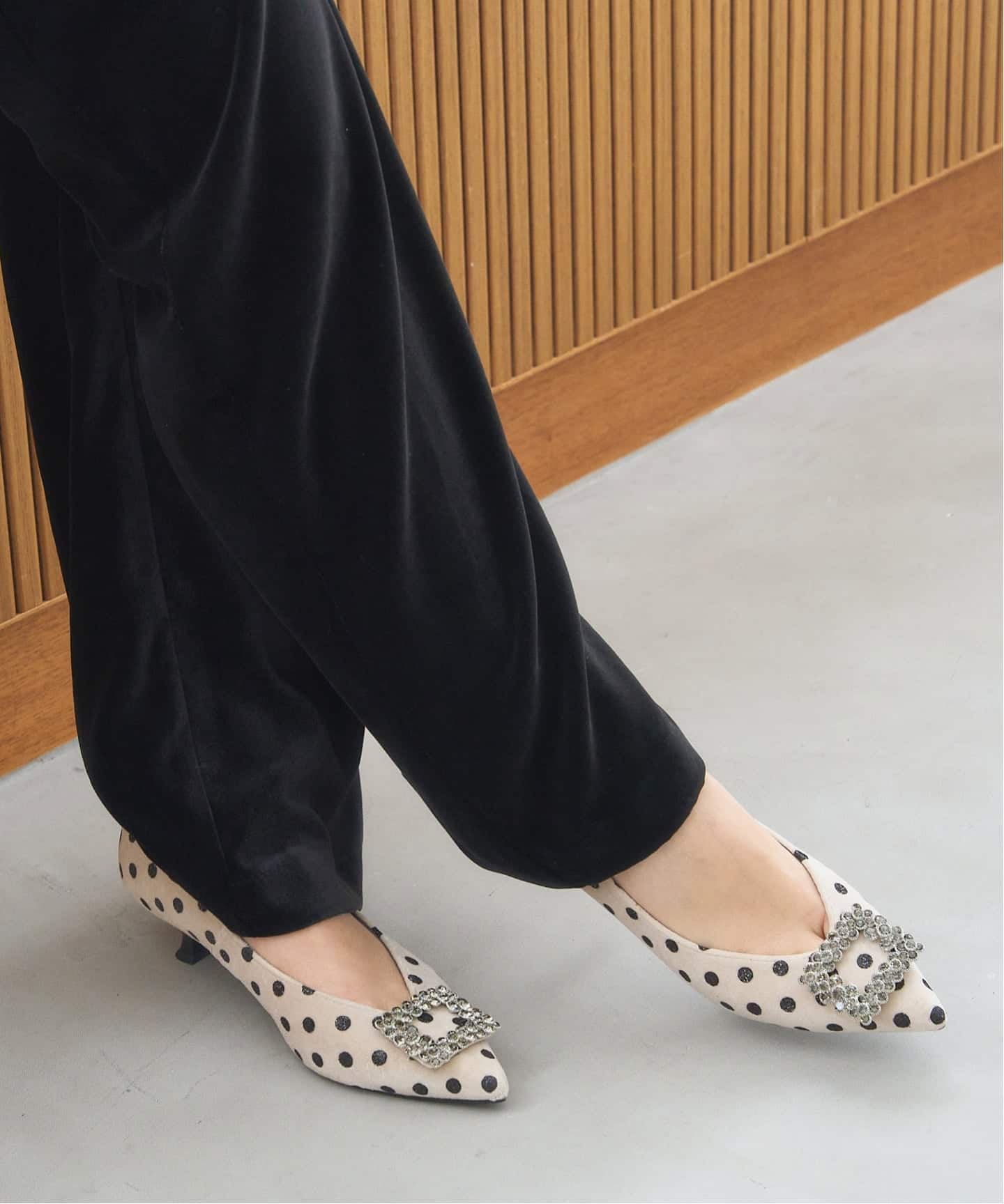 4.5cmフラワービジューバックルパンプス（パンプス）｜LE TALON（ル