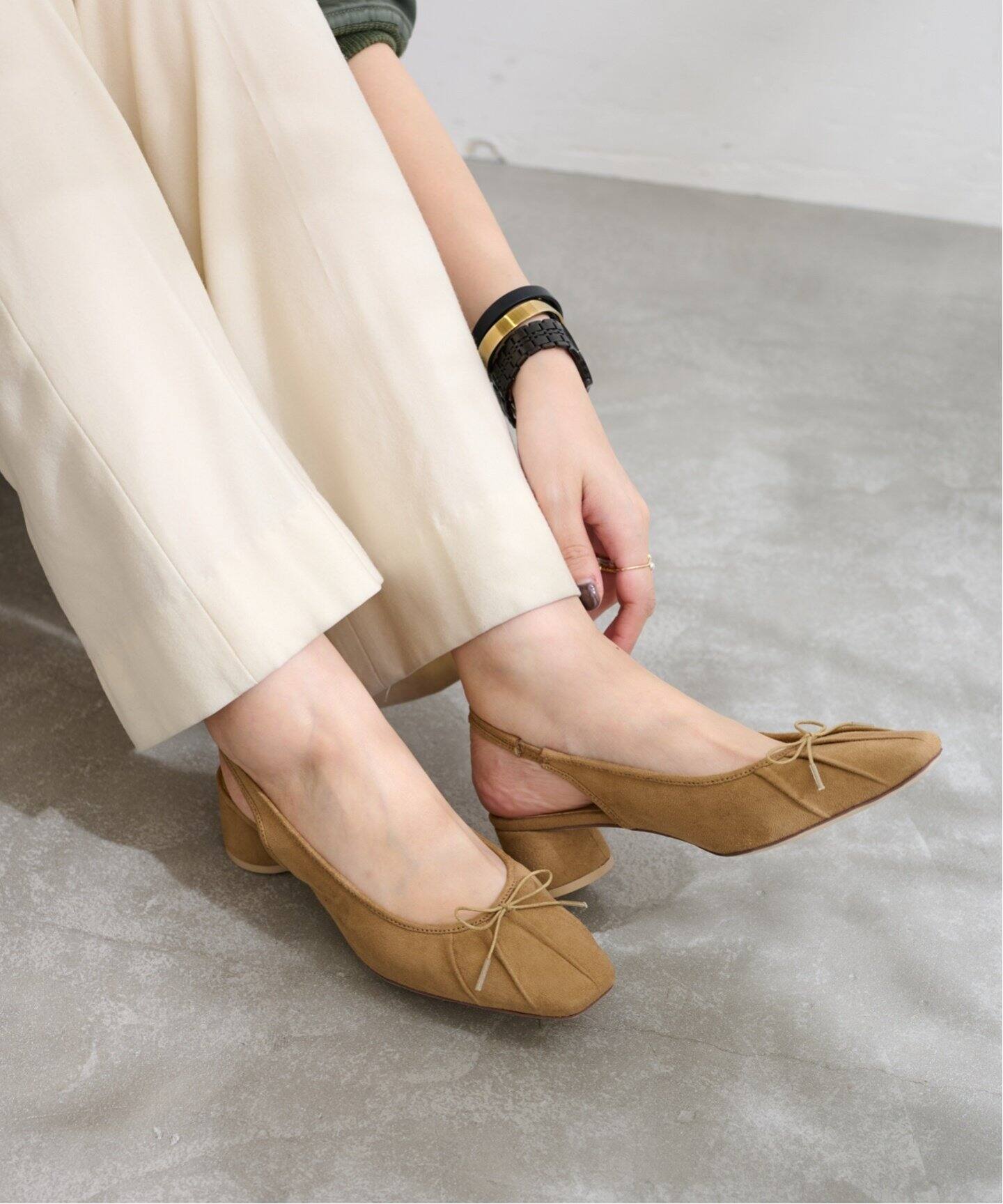 【美品】LE TALON ルタロン　レザースクエアパンチングバレエ レザースクエアパンチングバレエ（バレエシューズ）｜LE TALON