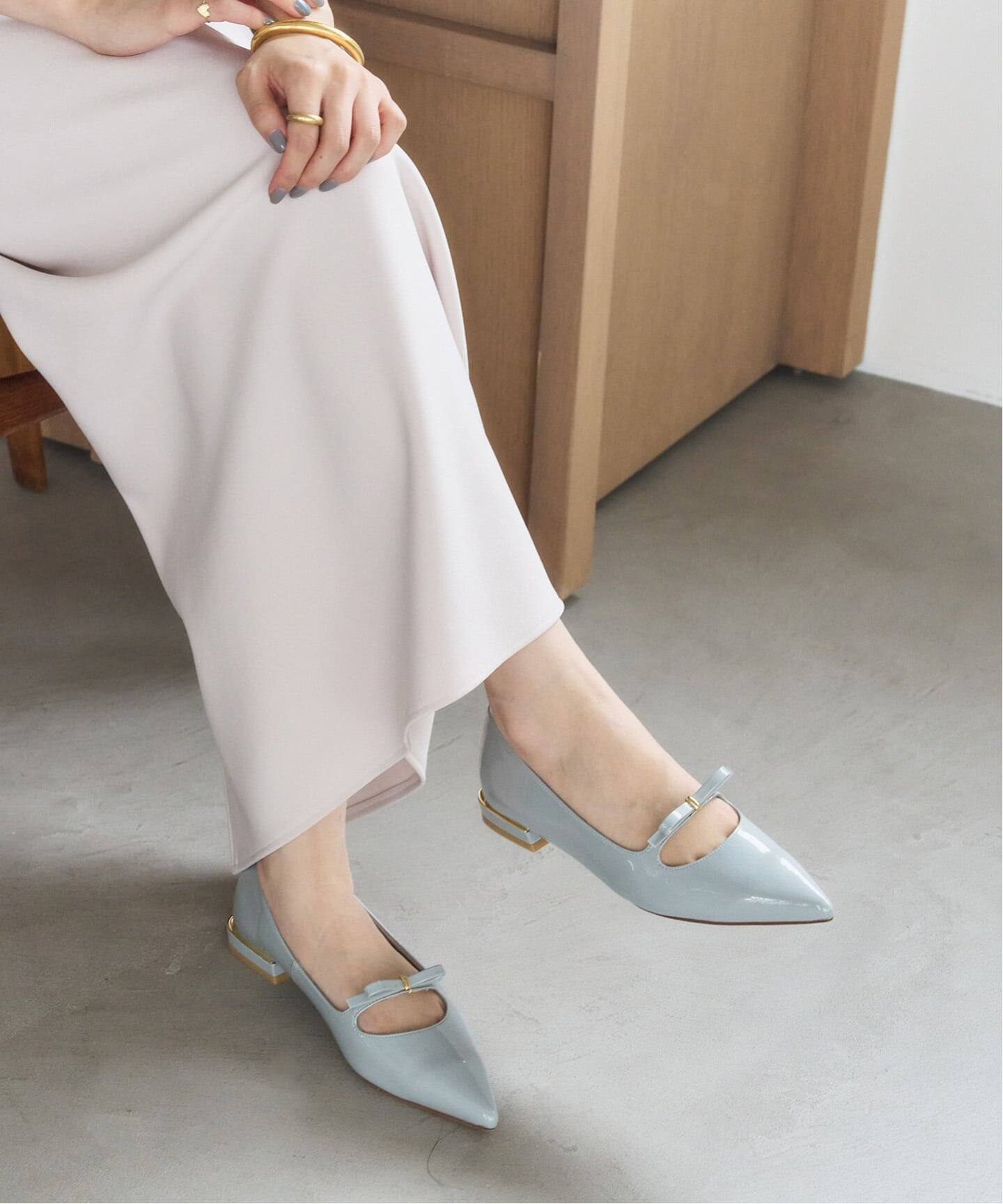 【新品未使用】23.5センチ　ルタロンリボン付きポインテッドトゥパンプス　箱入り ポインテッドストラップリボンフラット（フラットシューズ）｜LE TALON