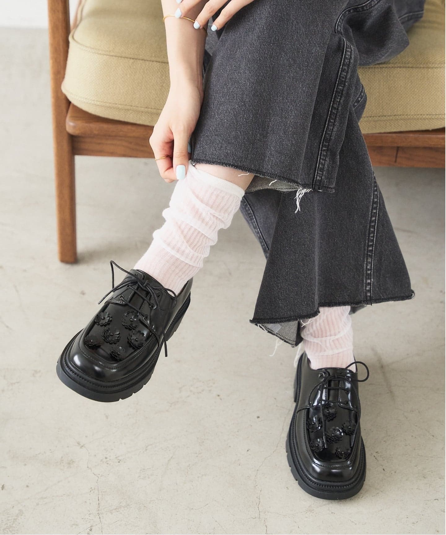 新品★Youn-a×LE TALONアツゾコフラワーレースアップ ルタロン M Youn-a×LE TALONアツゾコフラワーレースアップ（ローファー）｜LE