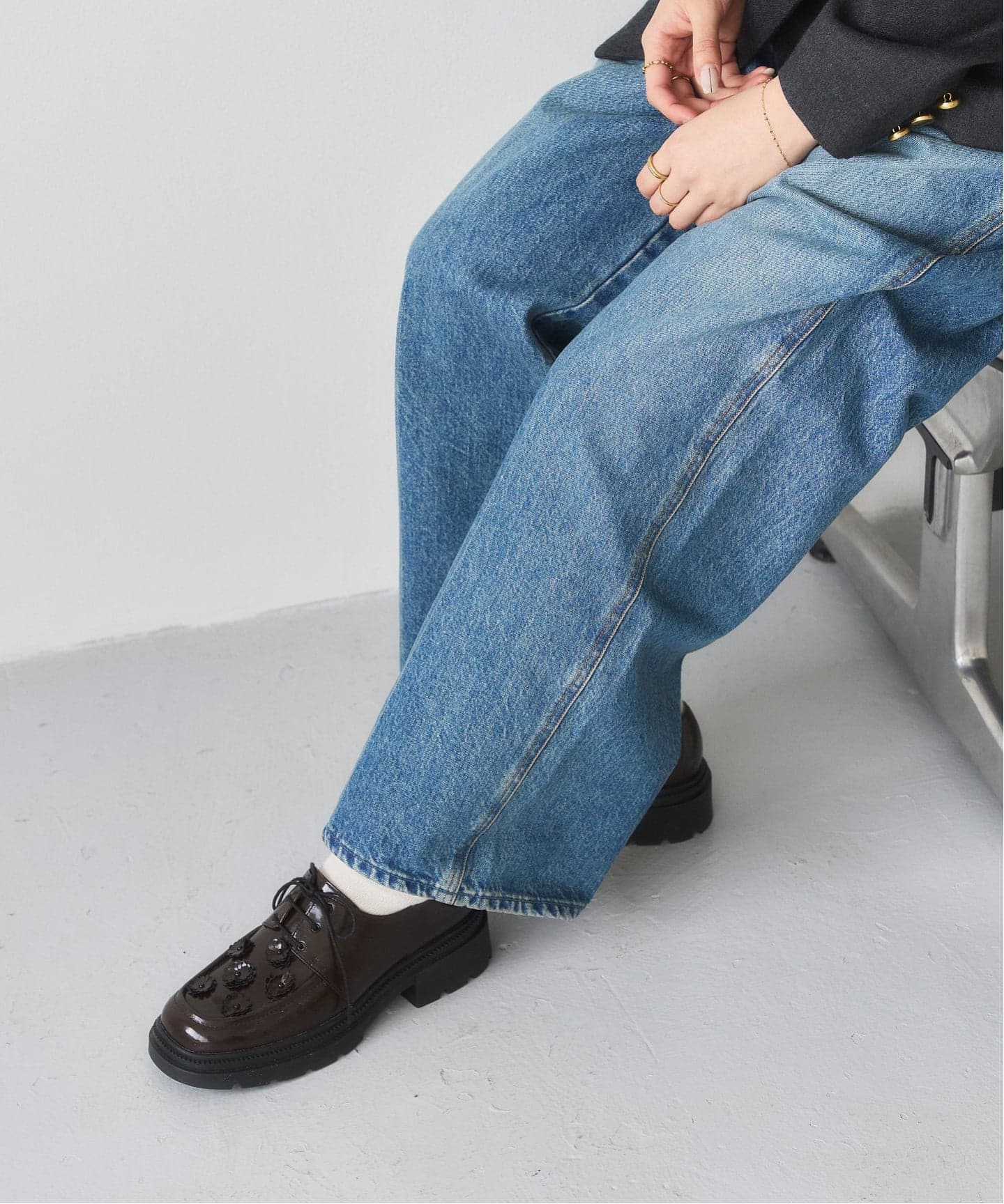 Youn-a×LE TALONアツゾコフラワーレースアップ（ローファー）｜LE