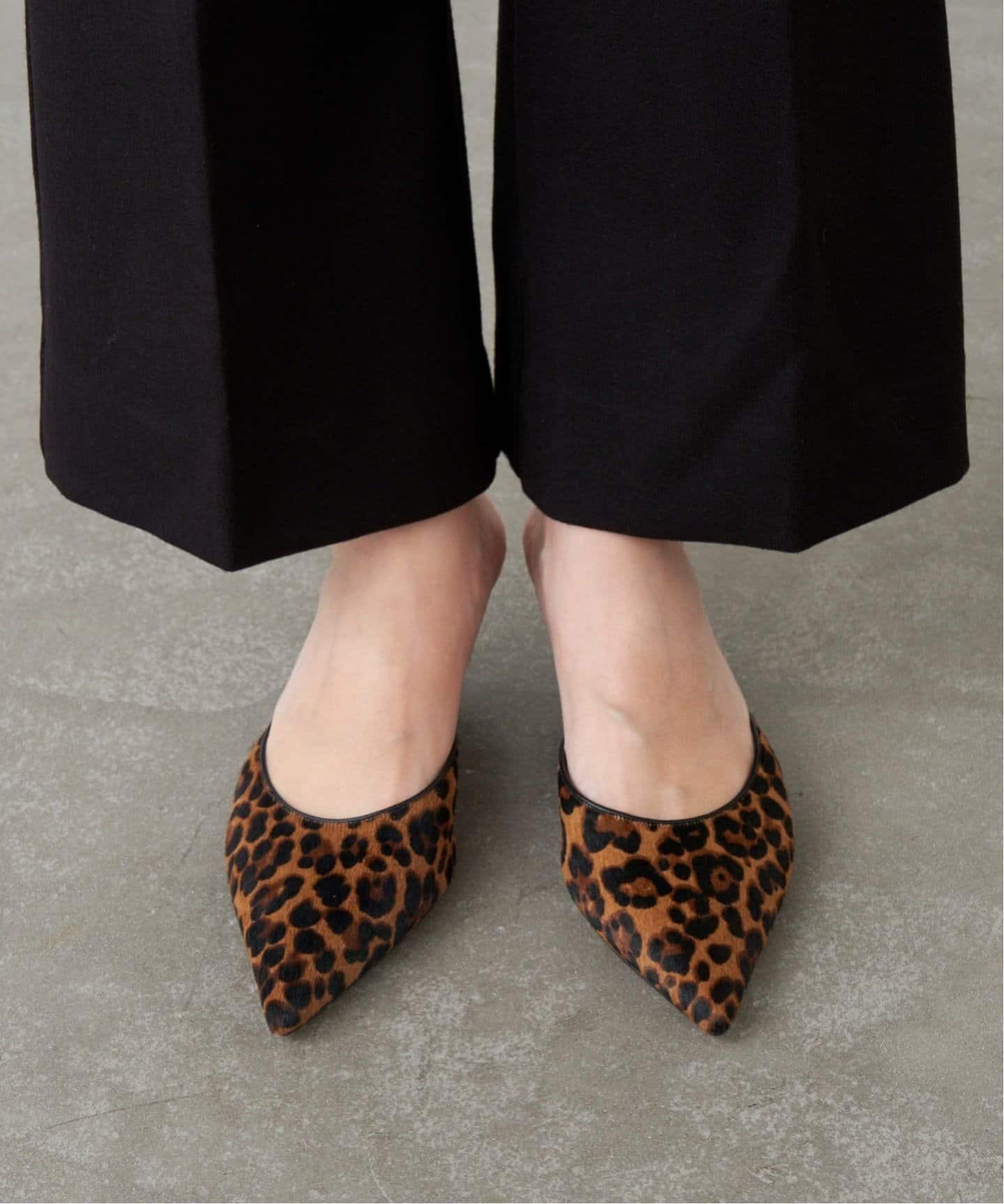 追加》GRISE4.5cmレザーポインテッドミュール（パンプス