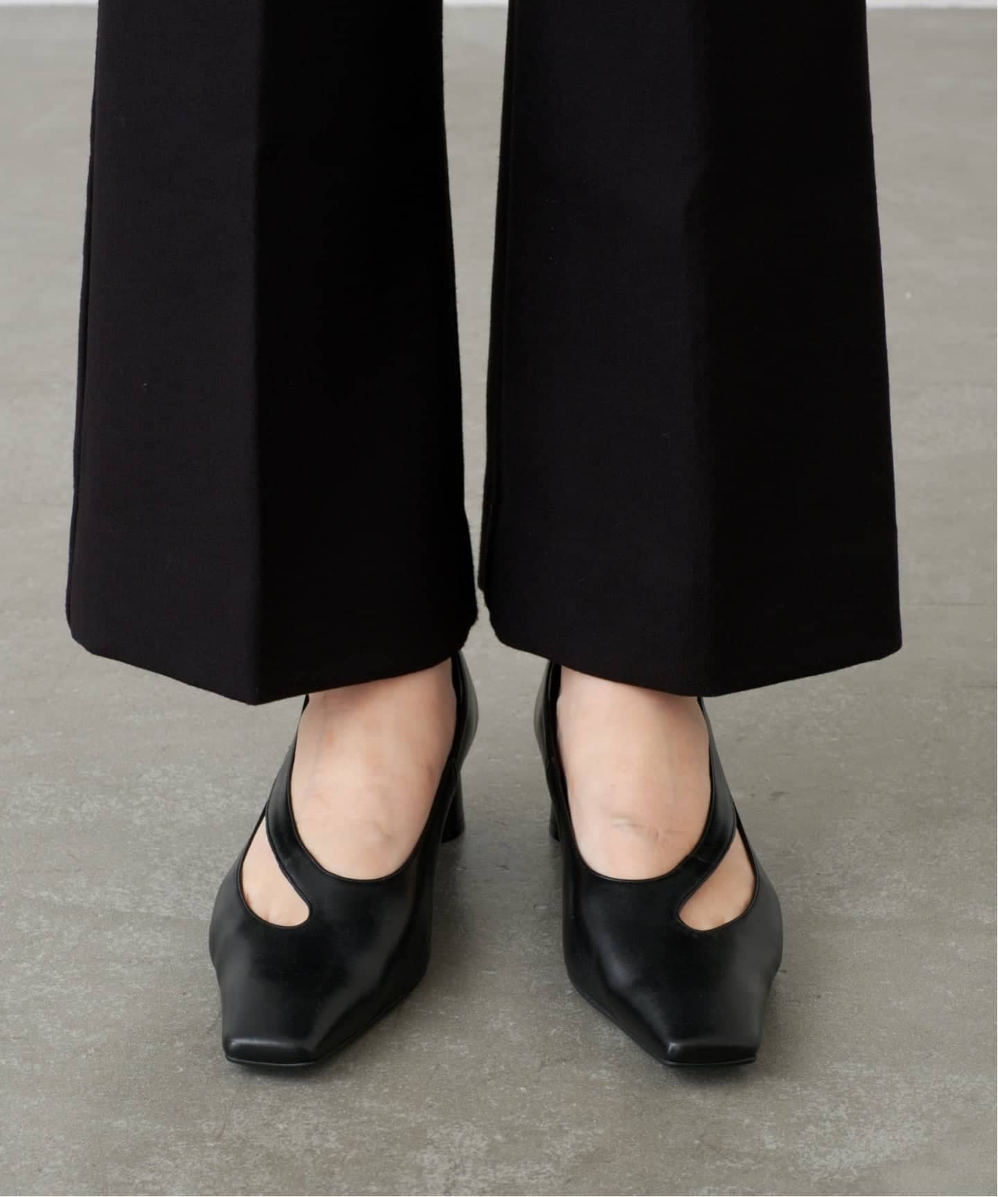 GRISEレザーARTYサイドカットパンプス GRISEレザーARTYサイドカットパンプス（パンプス）｜GRISE