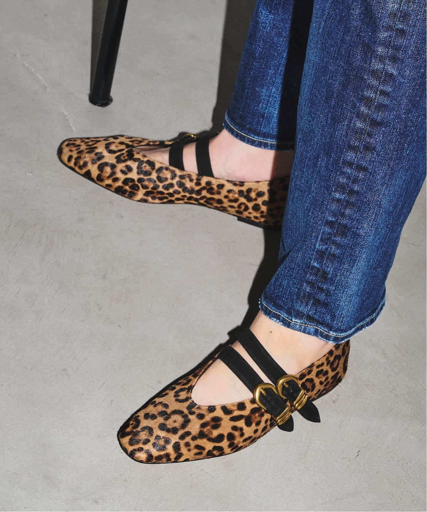 GRISEレザーWストラップメリージェーン（フラットシューズ）｜GRISE