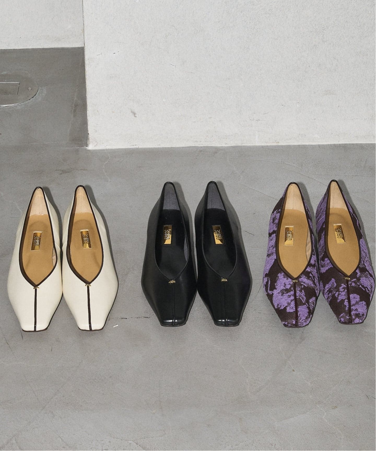 追加》GRISE2.5cmナロースクエアシームフラット（フラットシューズ