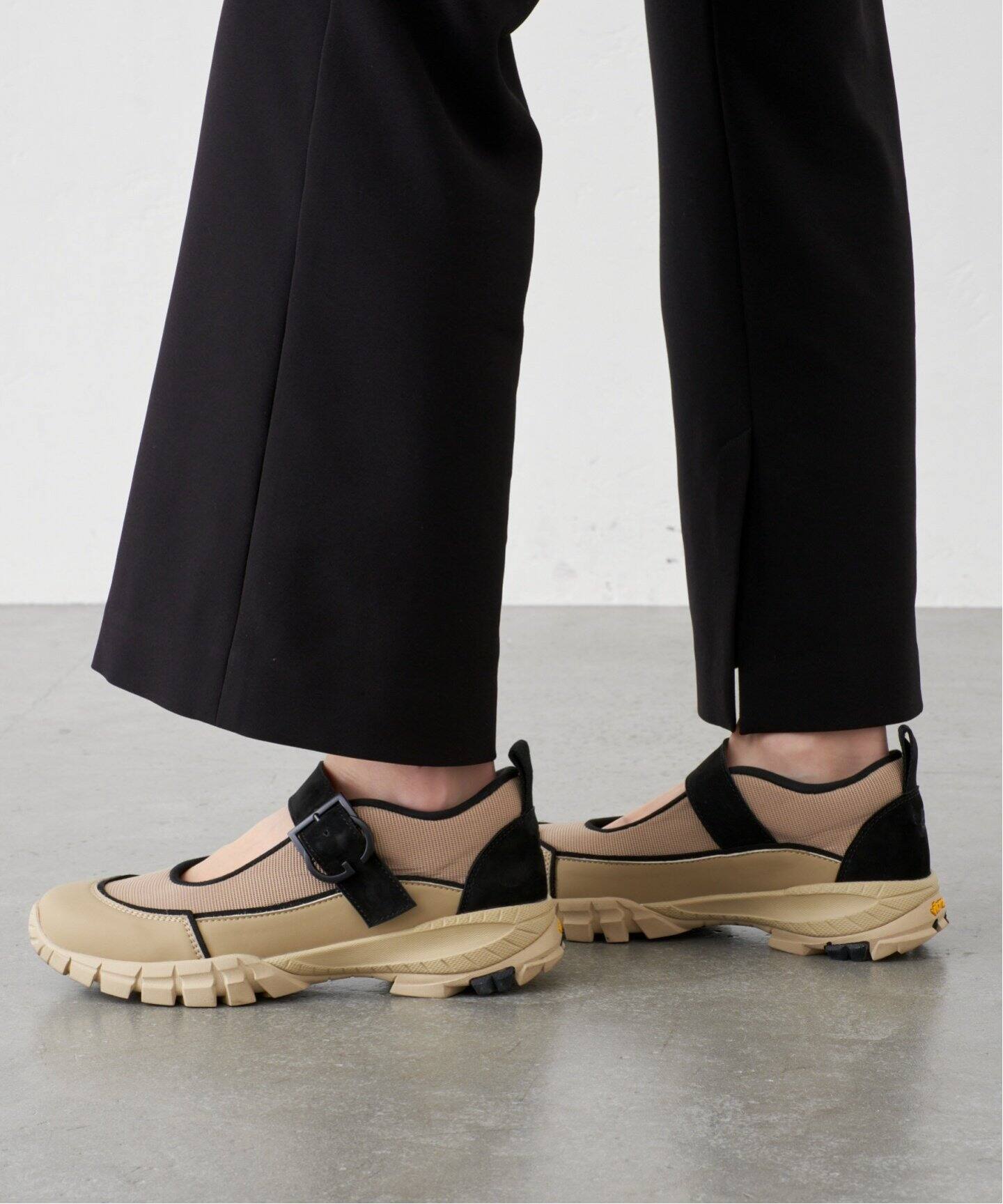 GRISE VIBRAM メリージェーンスニーカー（スニーカー）｜LE TALON（ル 