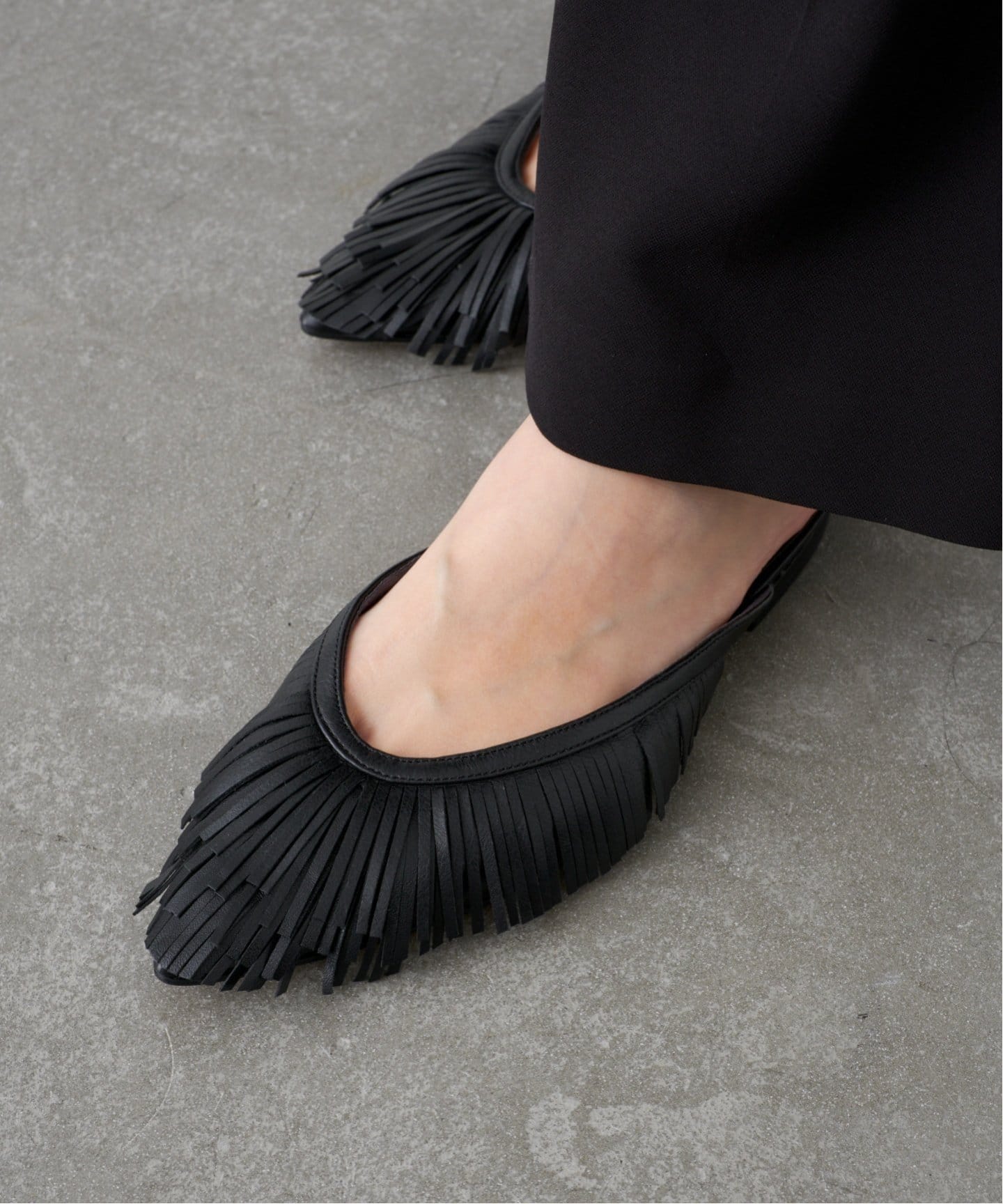 新品　ル　タロン　グリーズ GRISEレザーFRINGEミュール（その他シューズ）｜LE TALON（ル