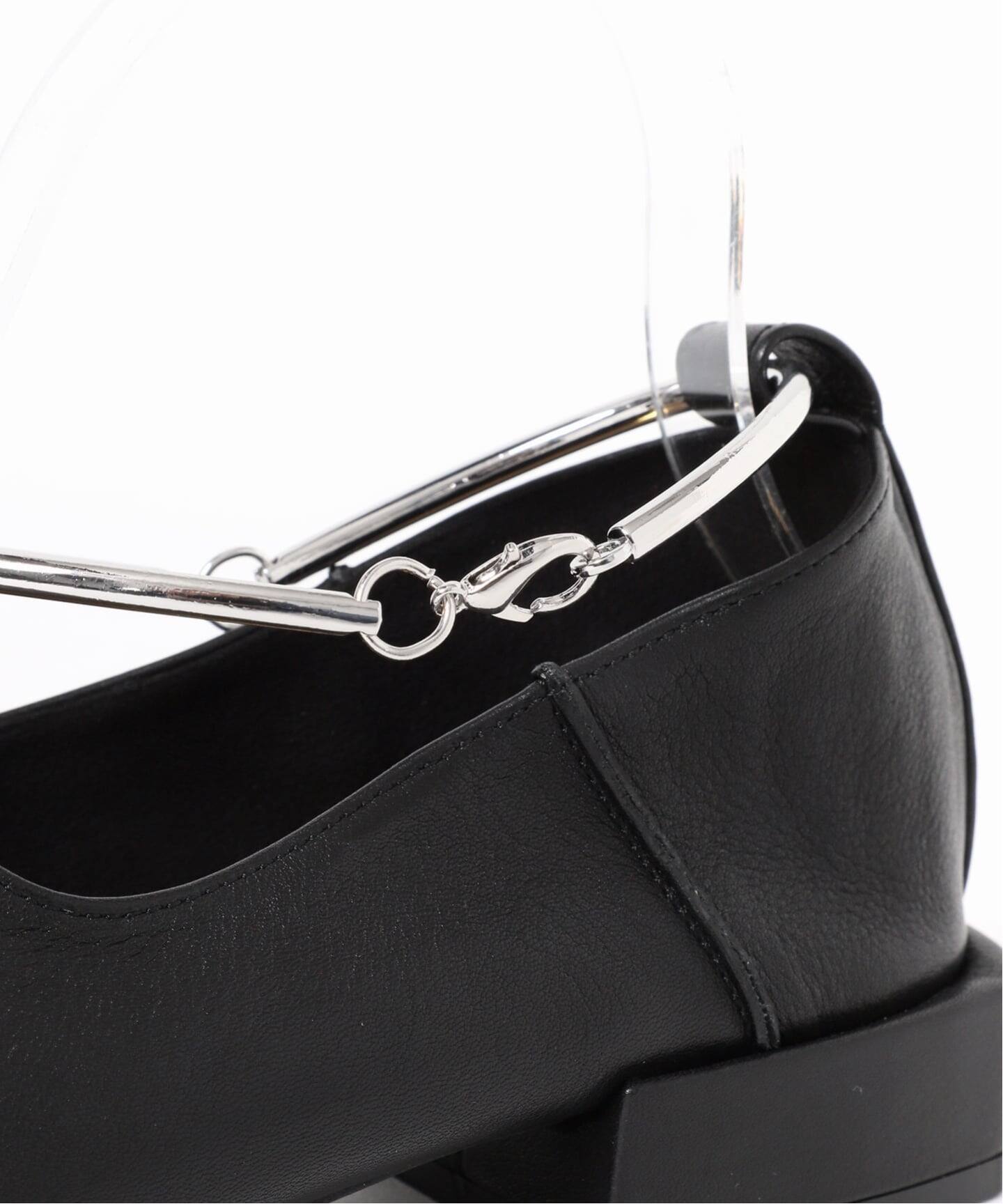 追加》GRISEレザースクエアクロスシームアンクルフラット（フラット