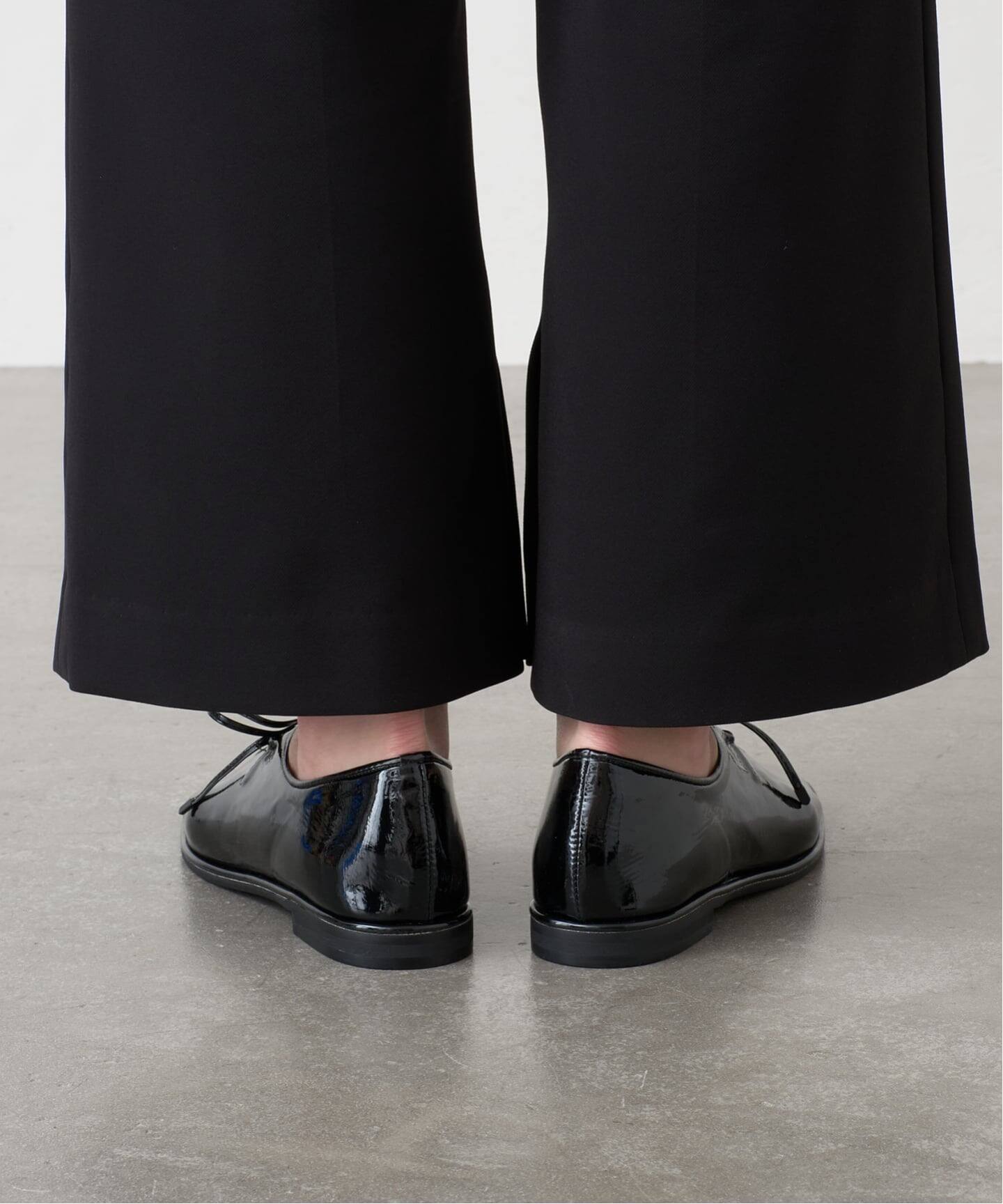 追加》GRISEラウンドカットアウトフラット（フラットシューズ）｜GRISE