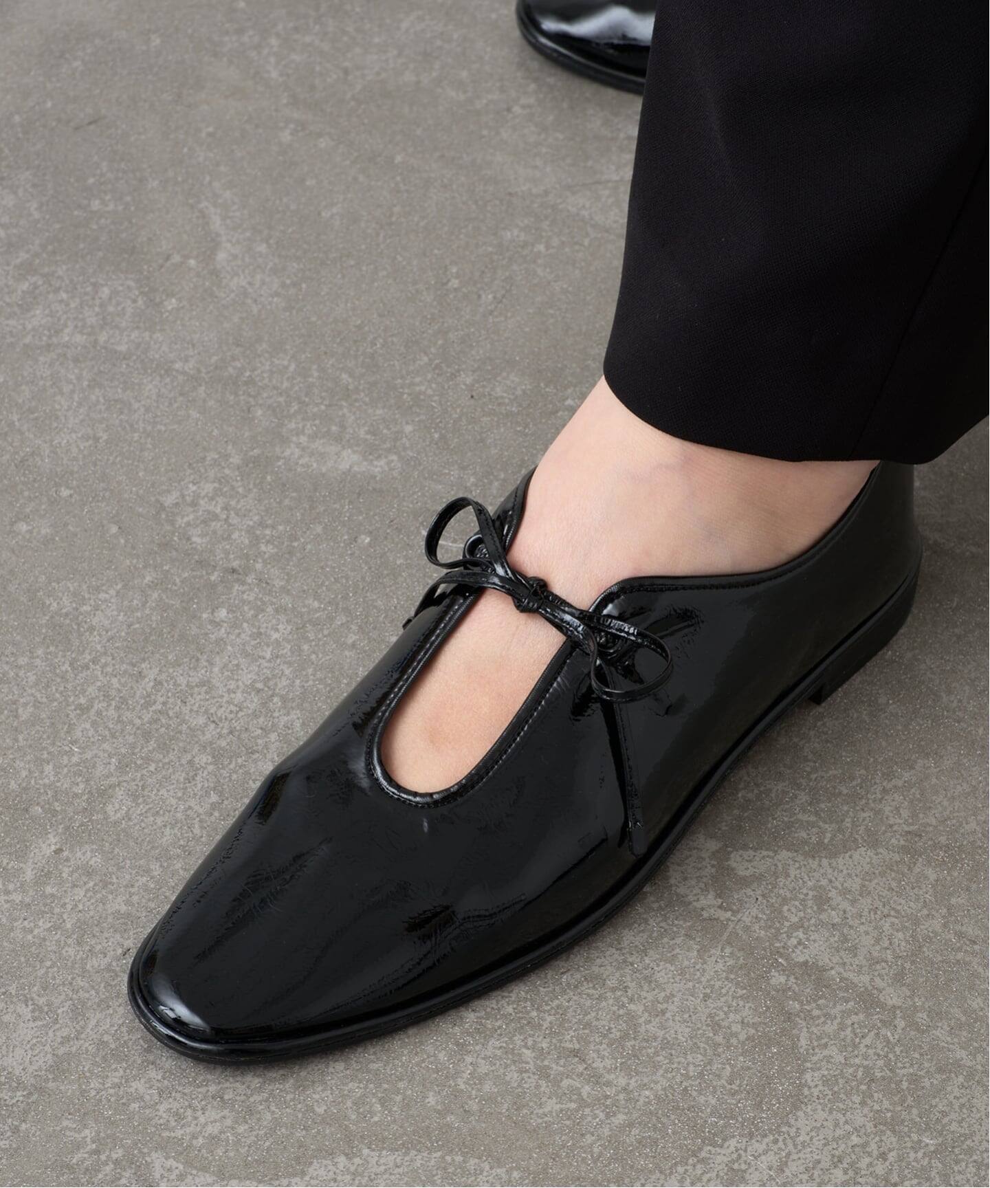 追加》GRISEラウンドカットアウトフラット（フラットシューズ）｜GRISE