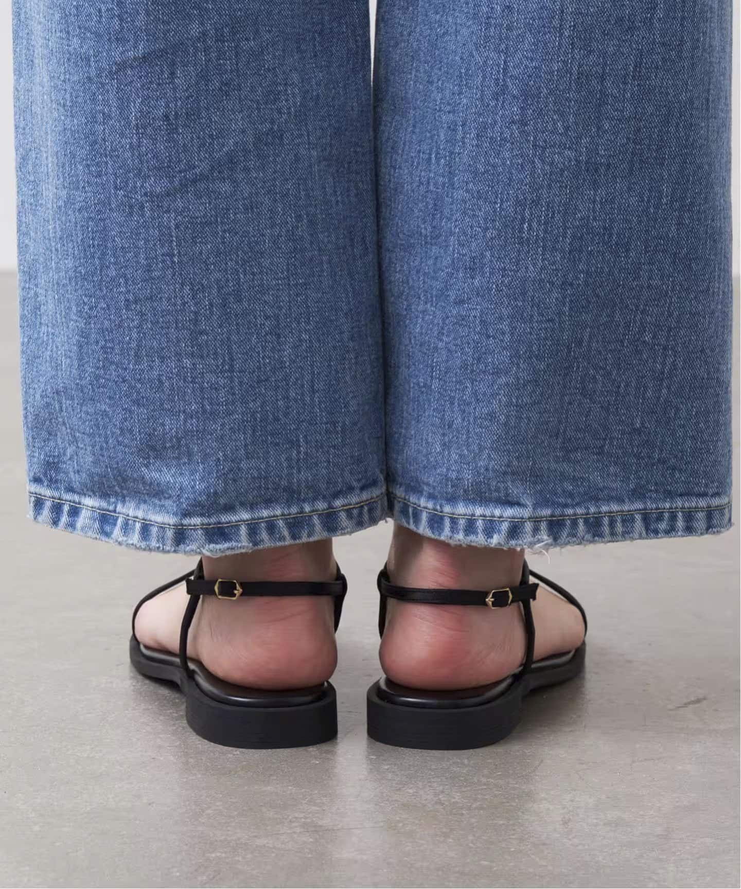 【Le Talon】メタルリングクロストングサンダルMサイズ 追加3》GRISEメタルリングクロストングサンダル（サンダル）｜LE