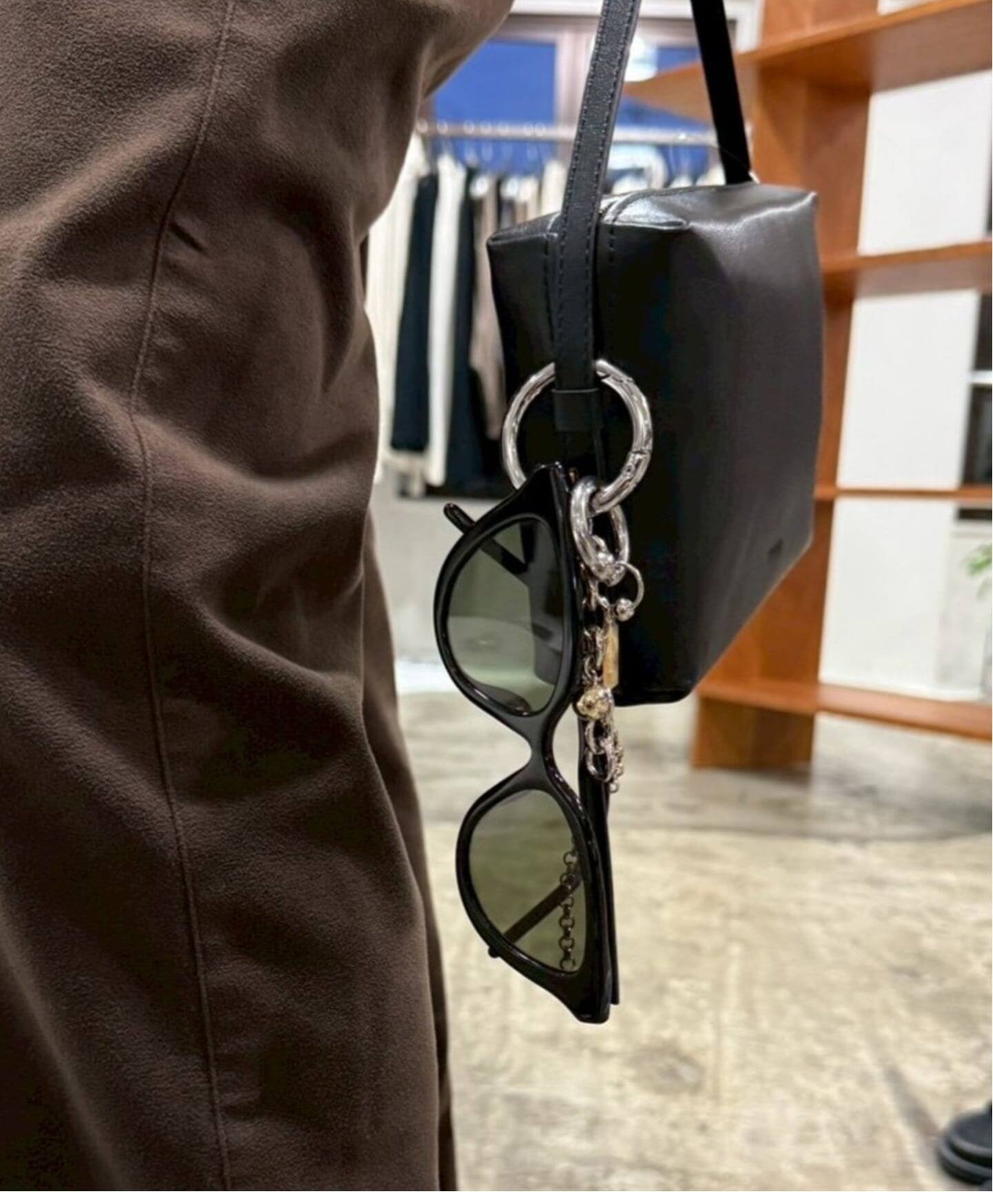 JUSTINE CLENQUET LEWIS KEYCHAIN（その他アクセサリー）｜EYETHINK
