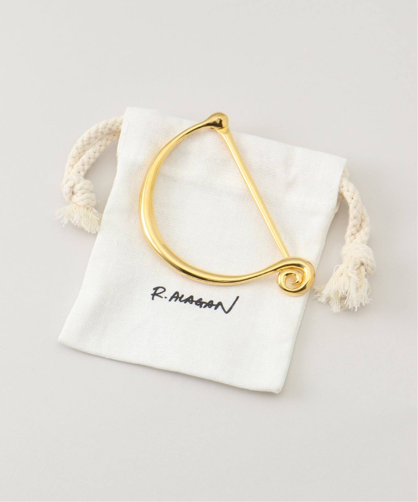 R.ALAGAN FIBULA BANGLE GOLD(ブレスレット・バングル)|EYETHINK R.ALAGAN FIBULA BANGLE GOLD(ブレスレット・バングル)|EYETHINK