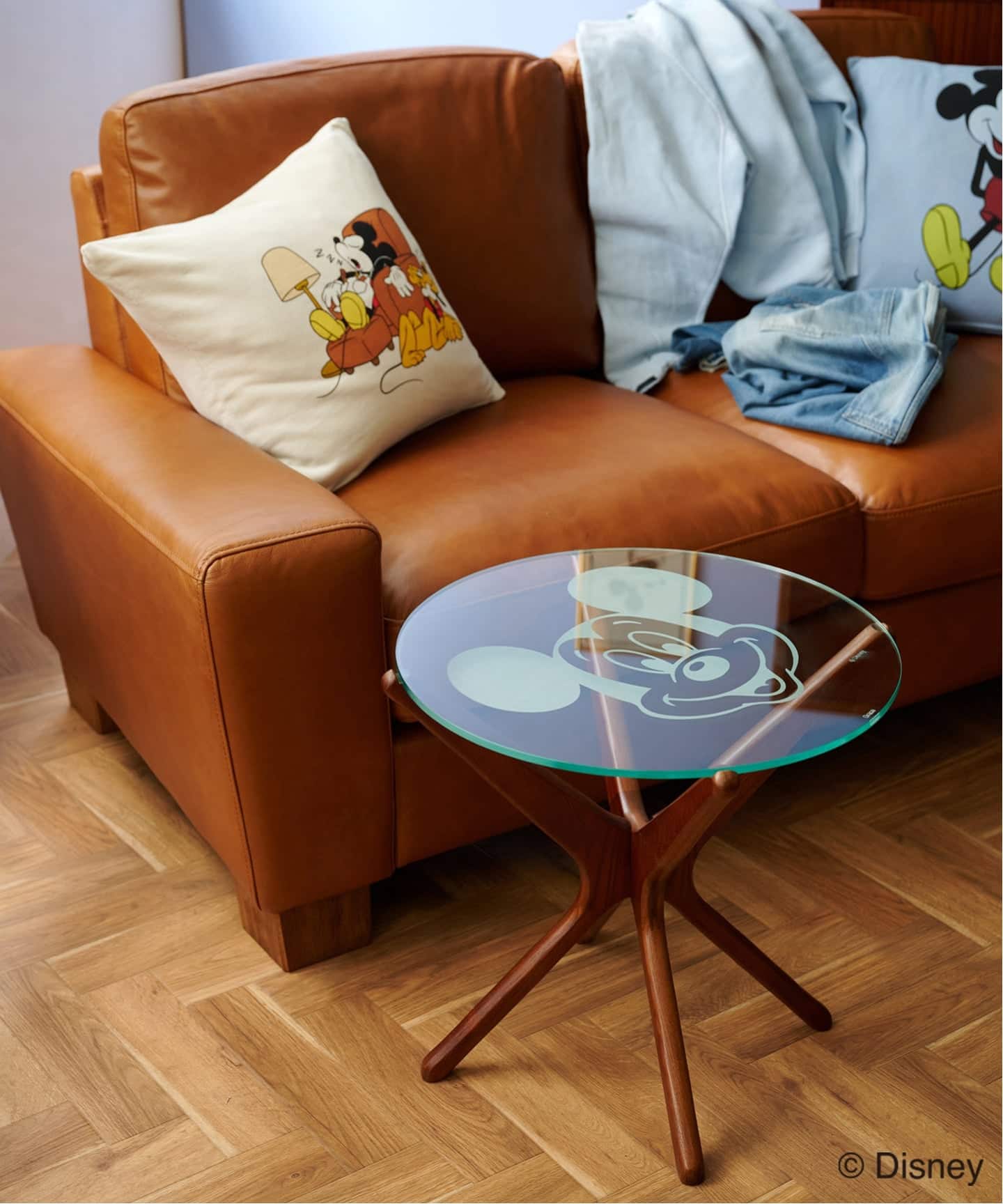 ミッキーシルエットのサイドテーブル mickeybench-4.jpg