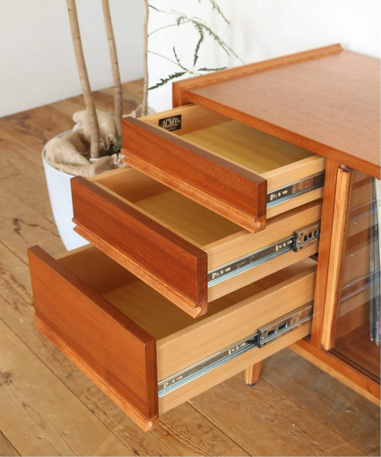 大型商品》TRESTLES TV BOARD W1800 トラッセルテレビボード（収納家具