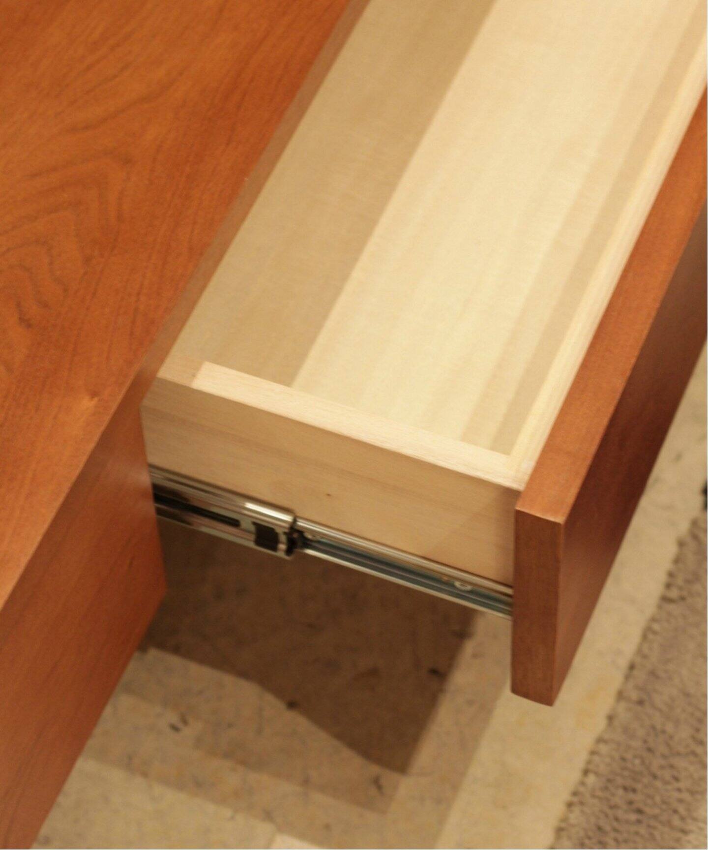 大型商品》TRESTLES TV BOARD LOW トラッセル テレビボード ロー（収納