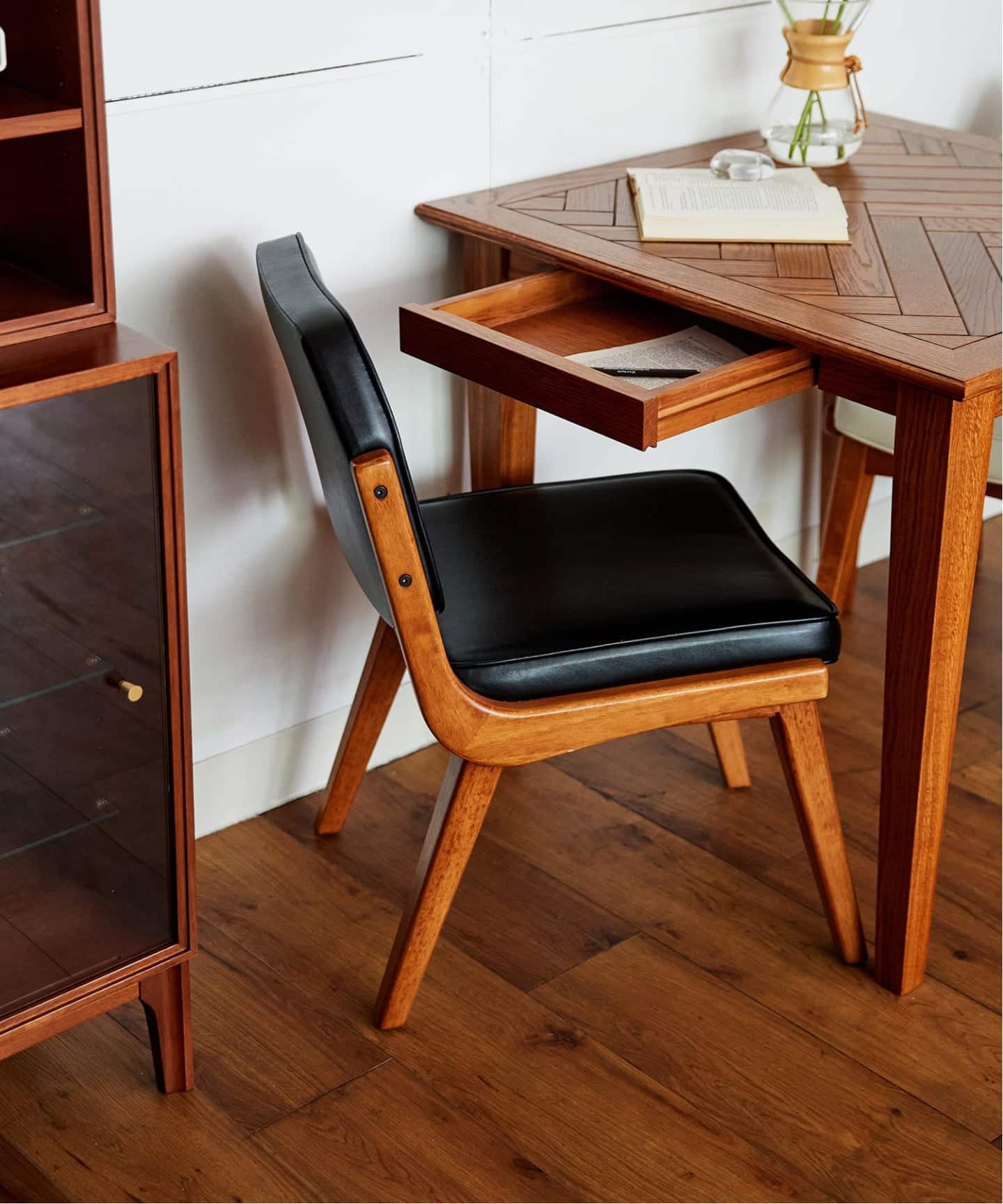 予約》《大型商品》WARNER DINING TABLE-S herringbone ワーナー