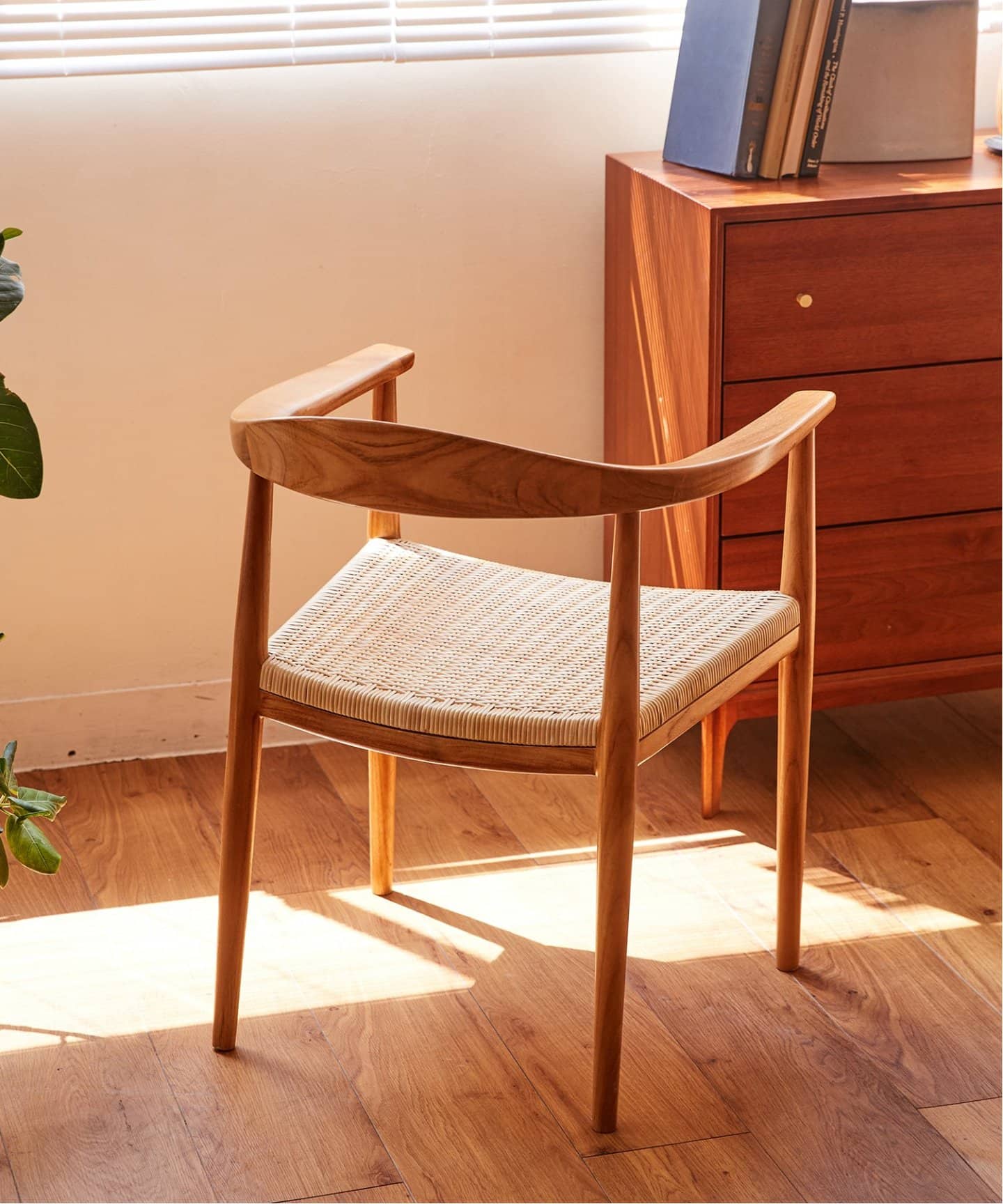 大型商品》【Sunflower Rattan/サンフラワーラタン】IDENTITY ARM