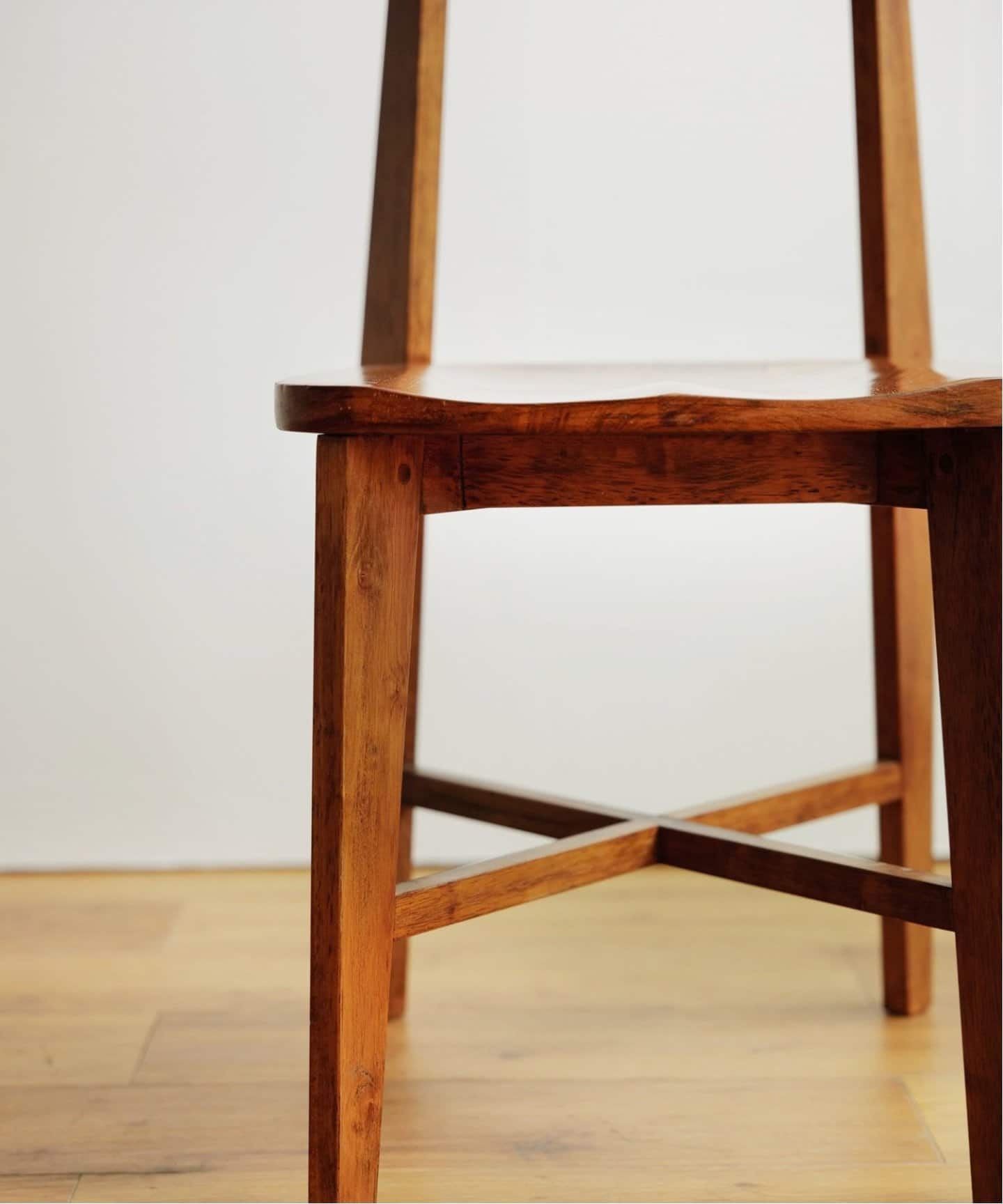 中型商品》CHINON CHAIR(WOOD SEAT) シノンチェア（チェア