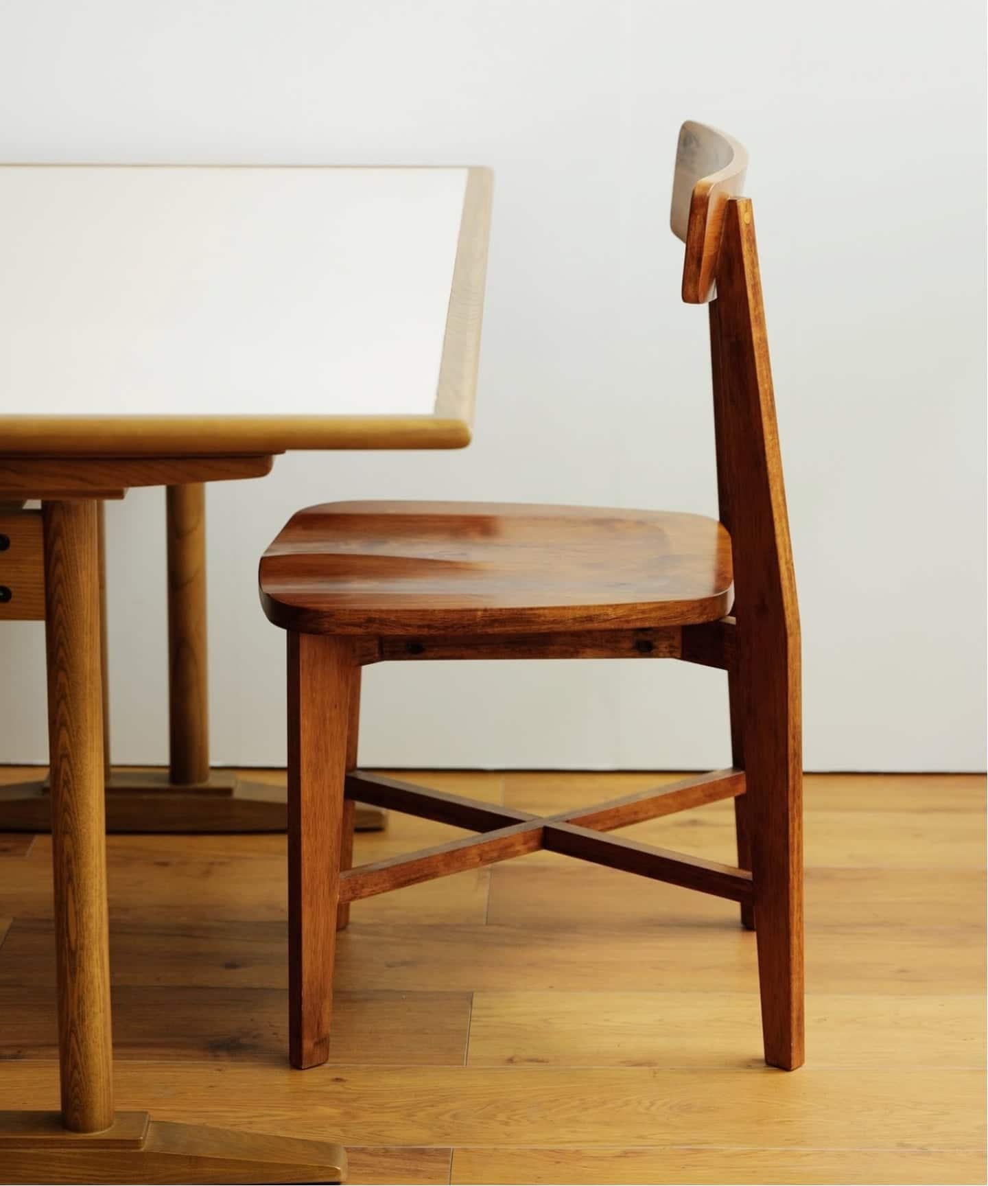 大型商品》CHINON CHAIR(WOOD SEAT) シノンチェア(チェア)|JOURNAL 大型商品》CHINON CHAIR(WOOD SEAT) シノンチェア(チェア)|JOURNAL
