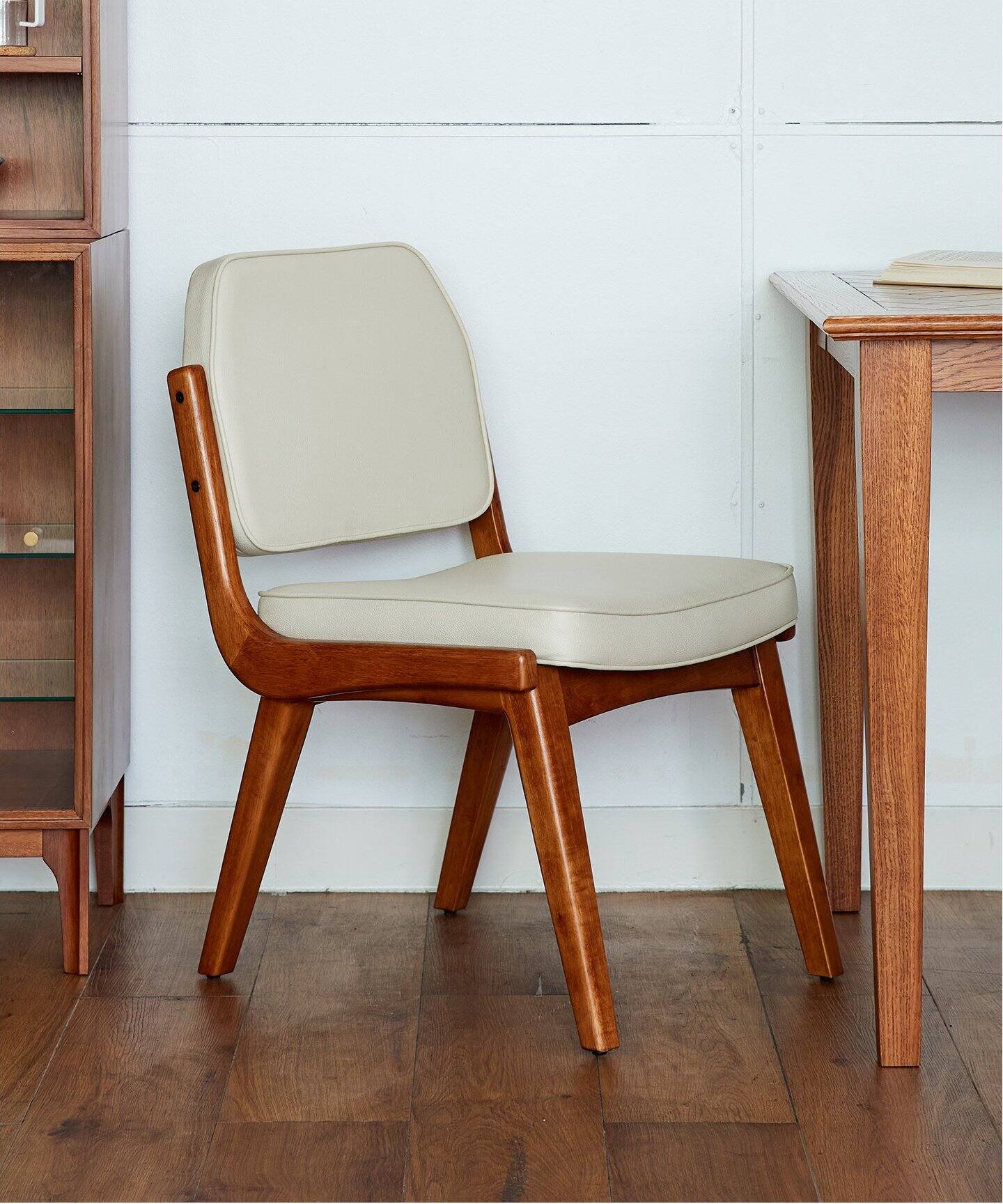 大型商品》SIERRA CHAIR ivory シエラチェア（チェア）｜ACME