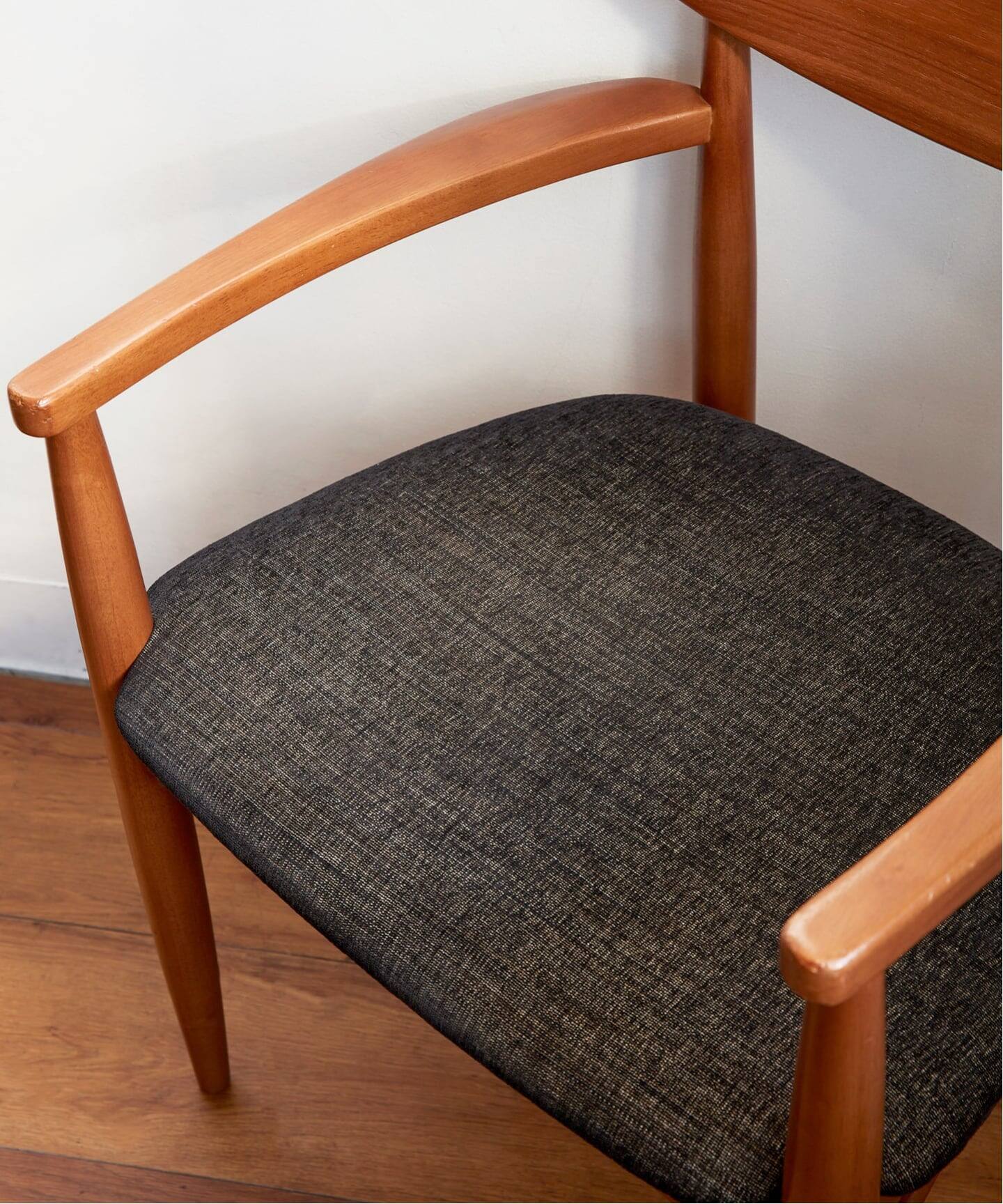 予約》《大型商品》TRESTLES ARM CHAIR トラッセルアームチェア