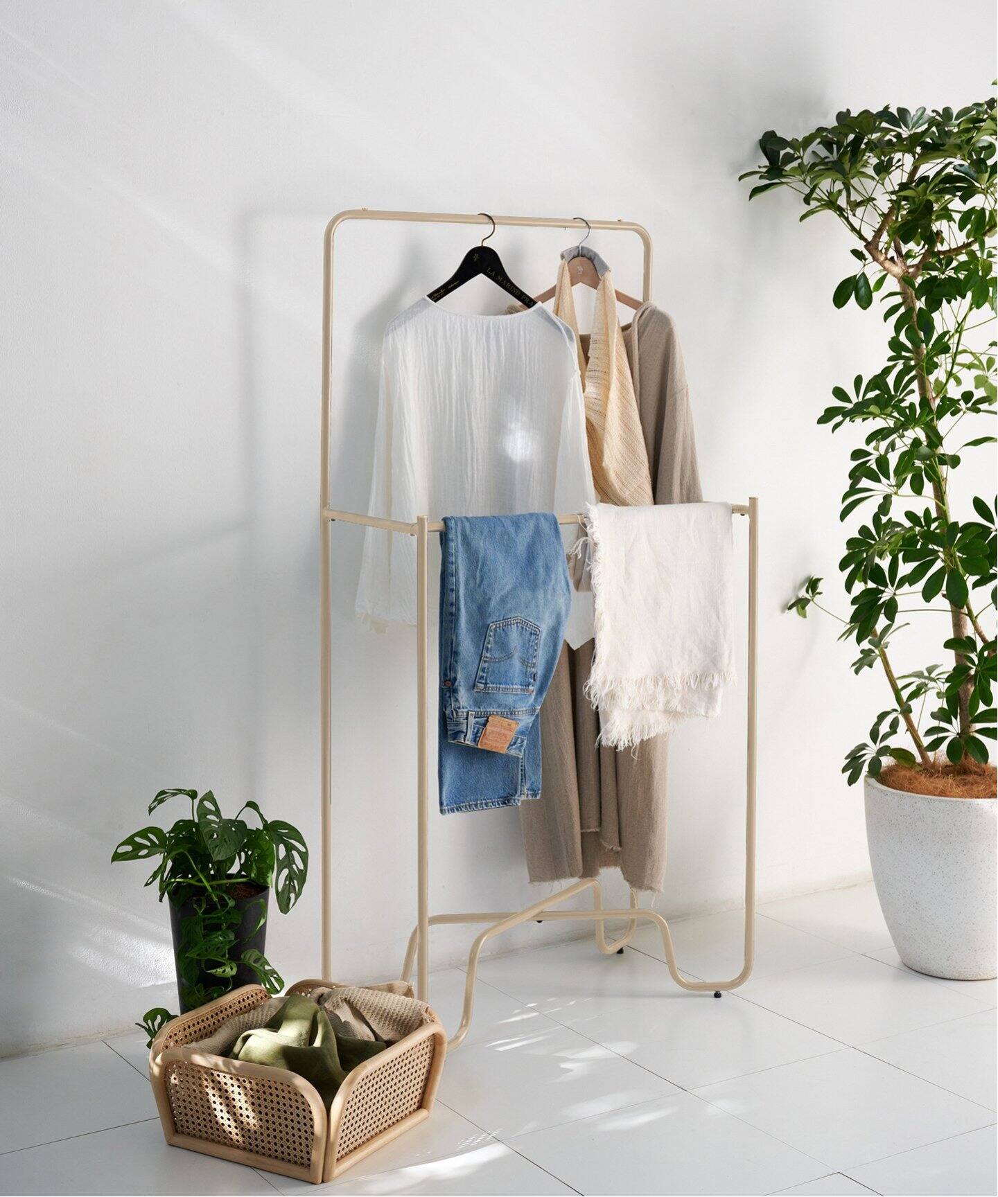 予約》《中型商品》HOLTE HANGER RACK sand ホルテ ハンガーラック 